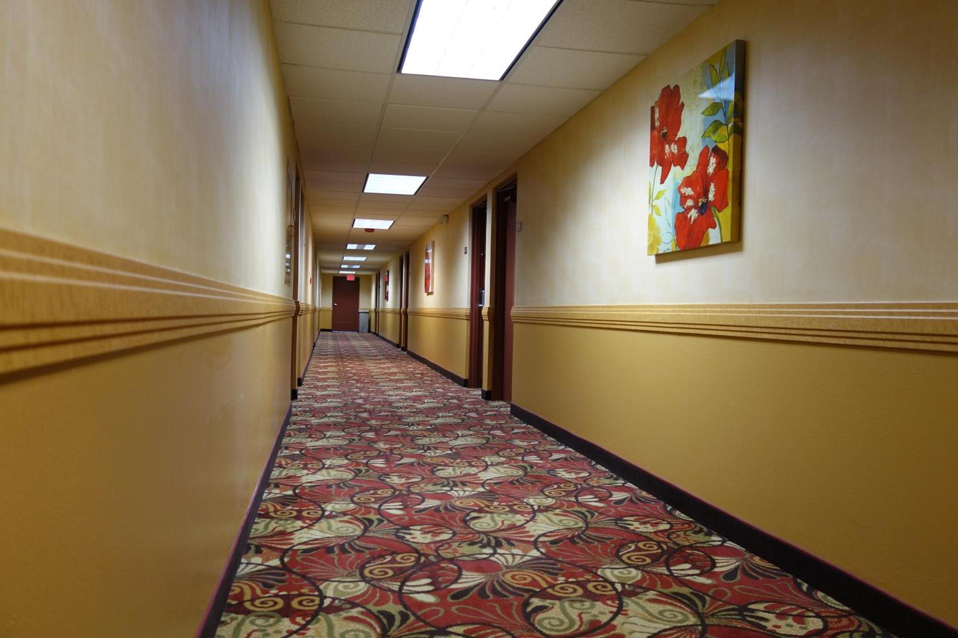 Ramada by Wyndham Sacramento photo 22