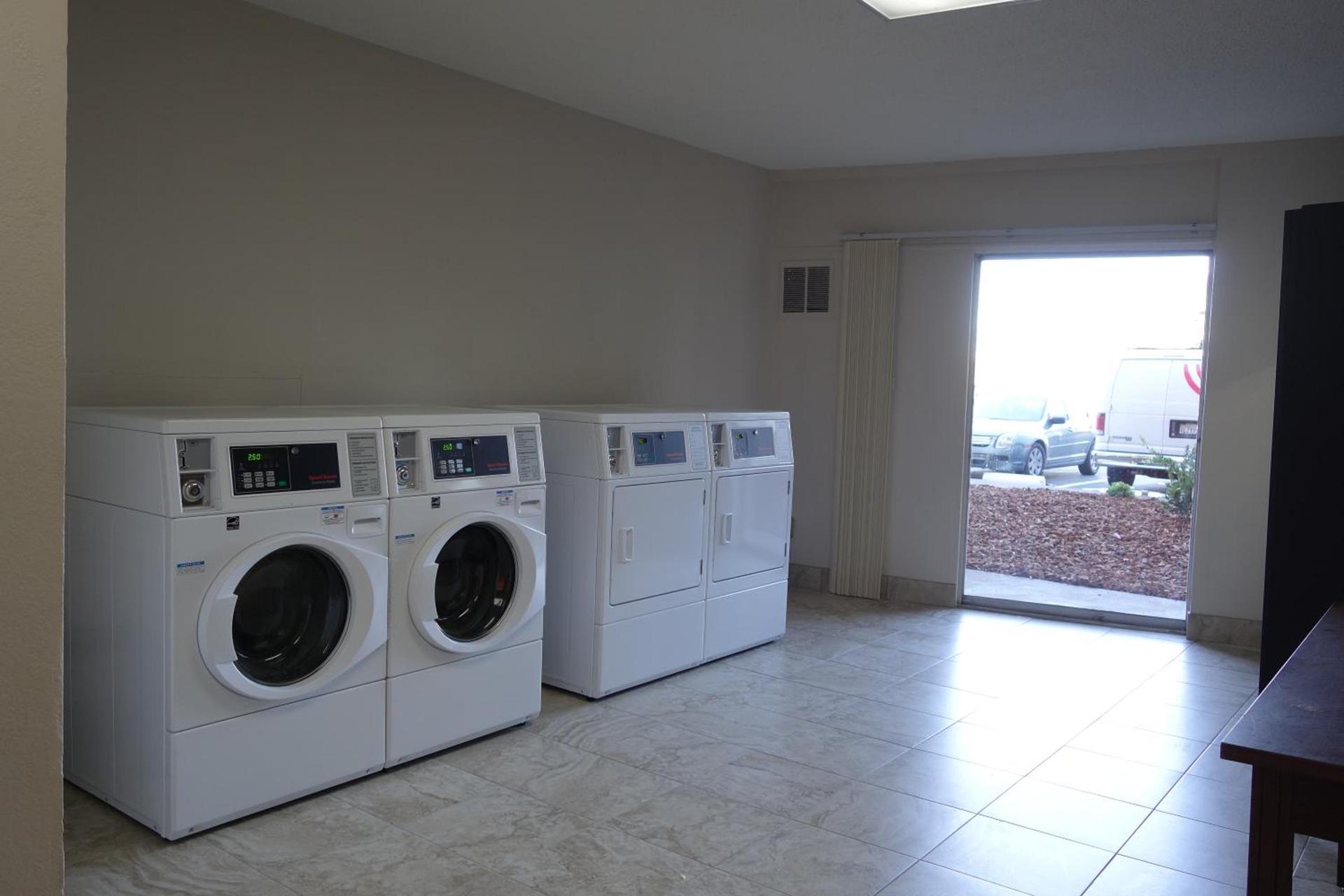 Ramada by Wyndham Sacramento photo 24