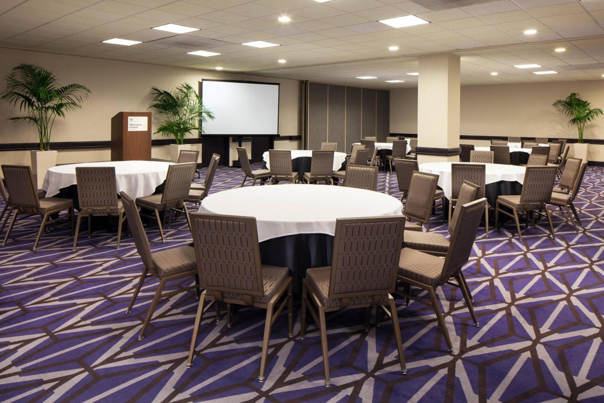 Sheraton Grand Los Angeles photo 55