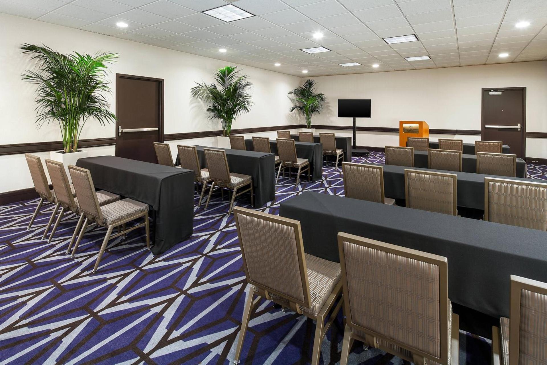 Sheraton Grand Los Angeles photo 56
