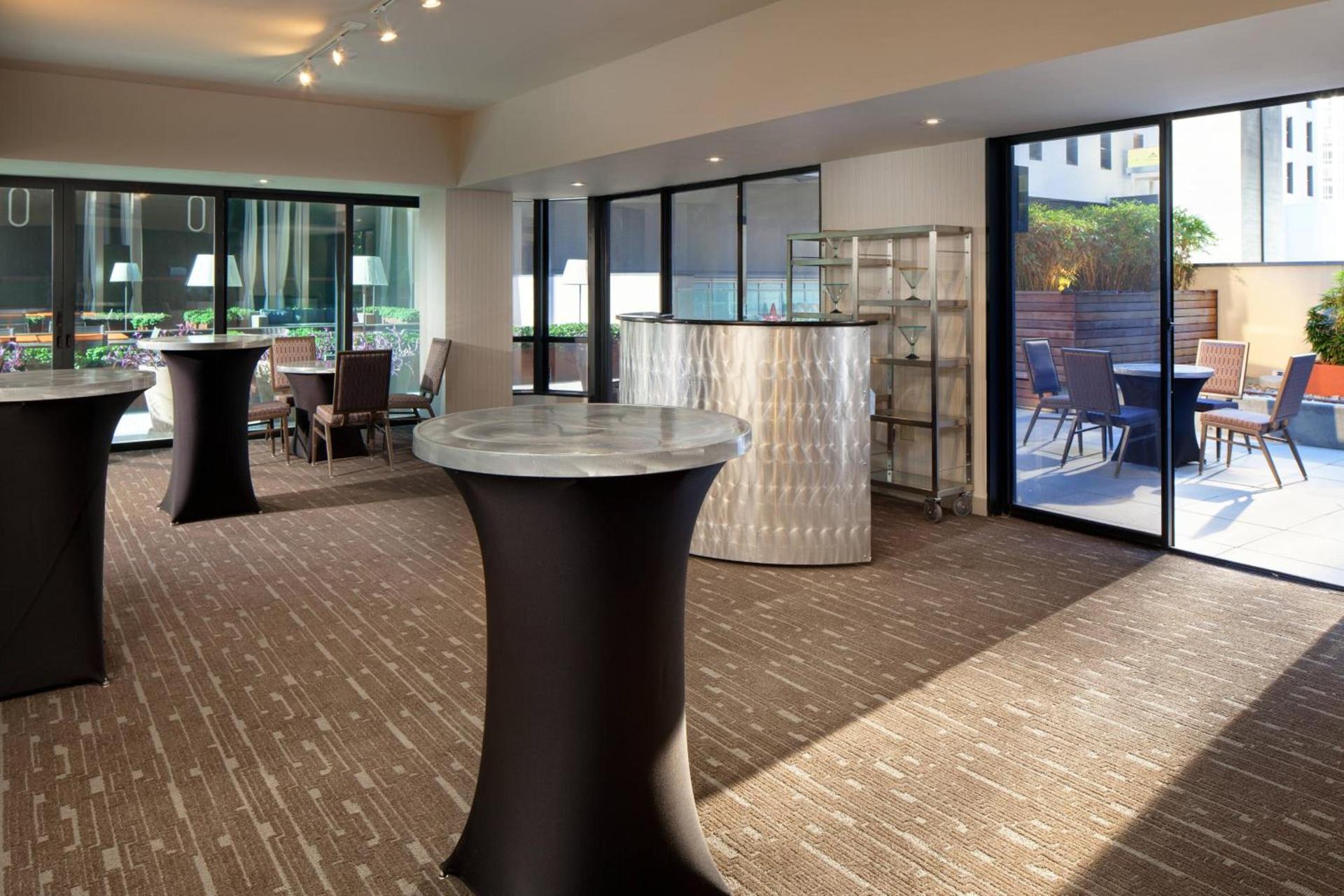 Sheraton Grand Los Angeles photo 58