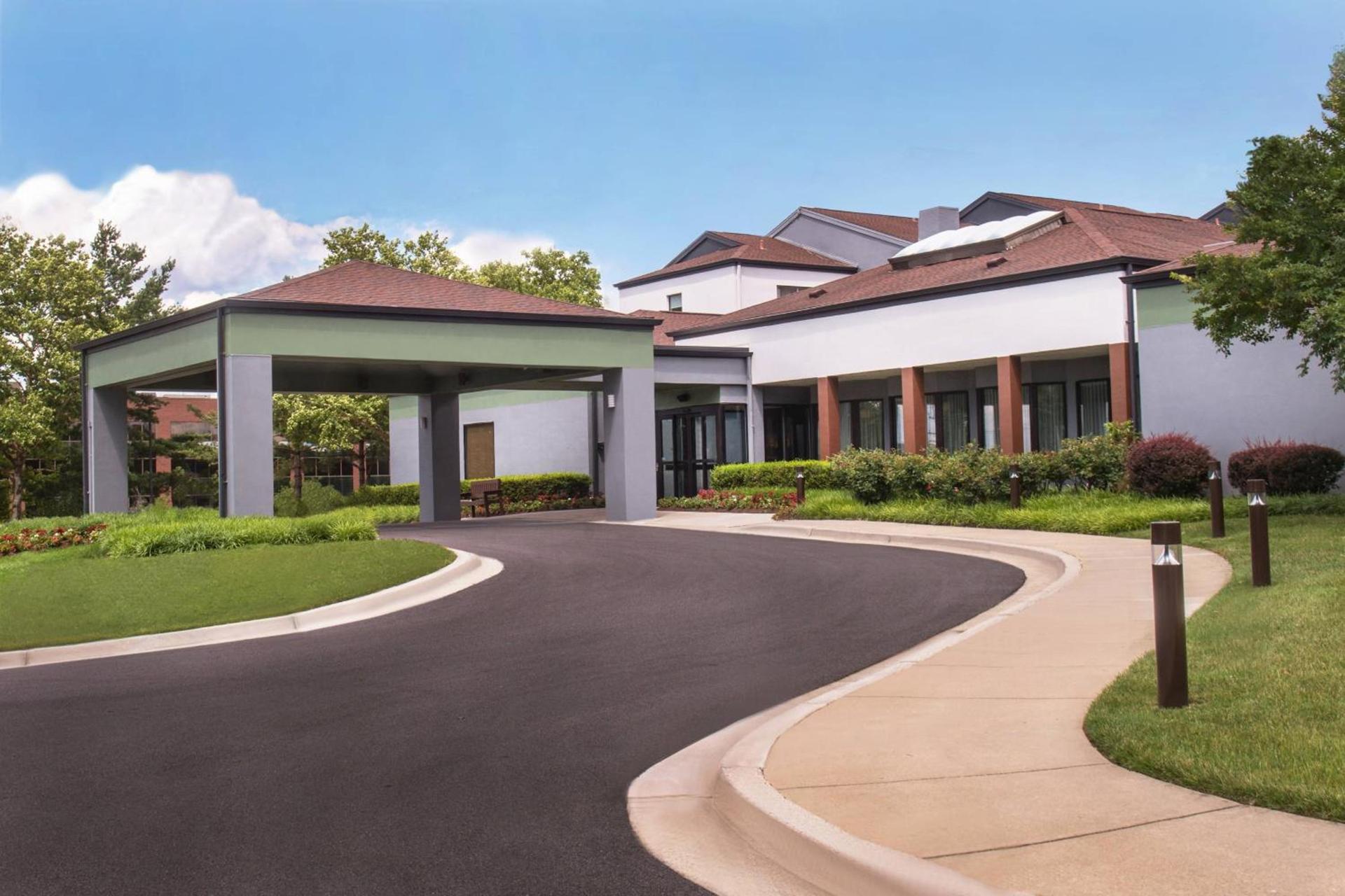 Courtyard By Marriott Baltimore BWI Airport photo 1