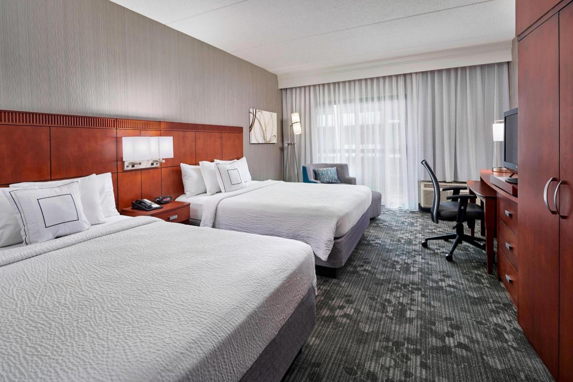 Courtyard By Marriott Baltimore BWI Airport photo 4