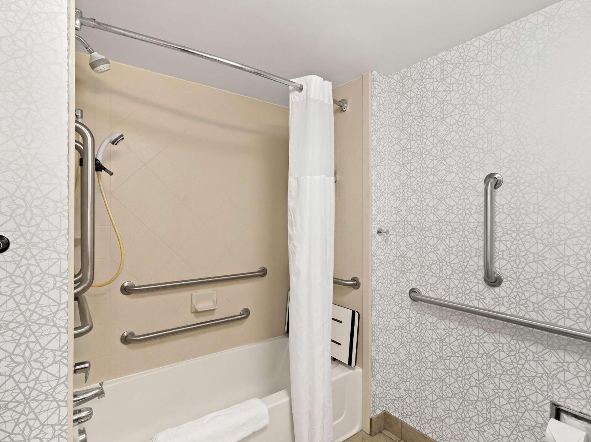 Hampton Inn Blytheville photo 14