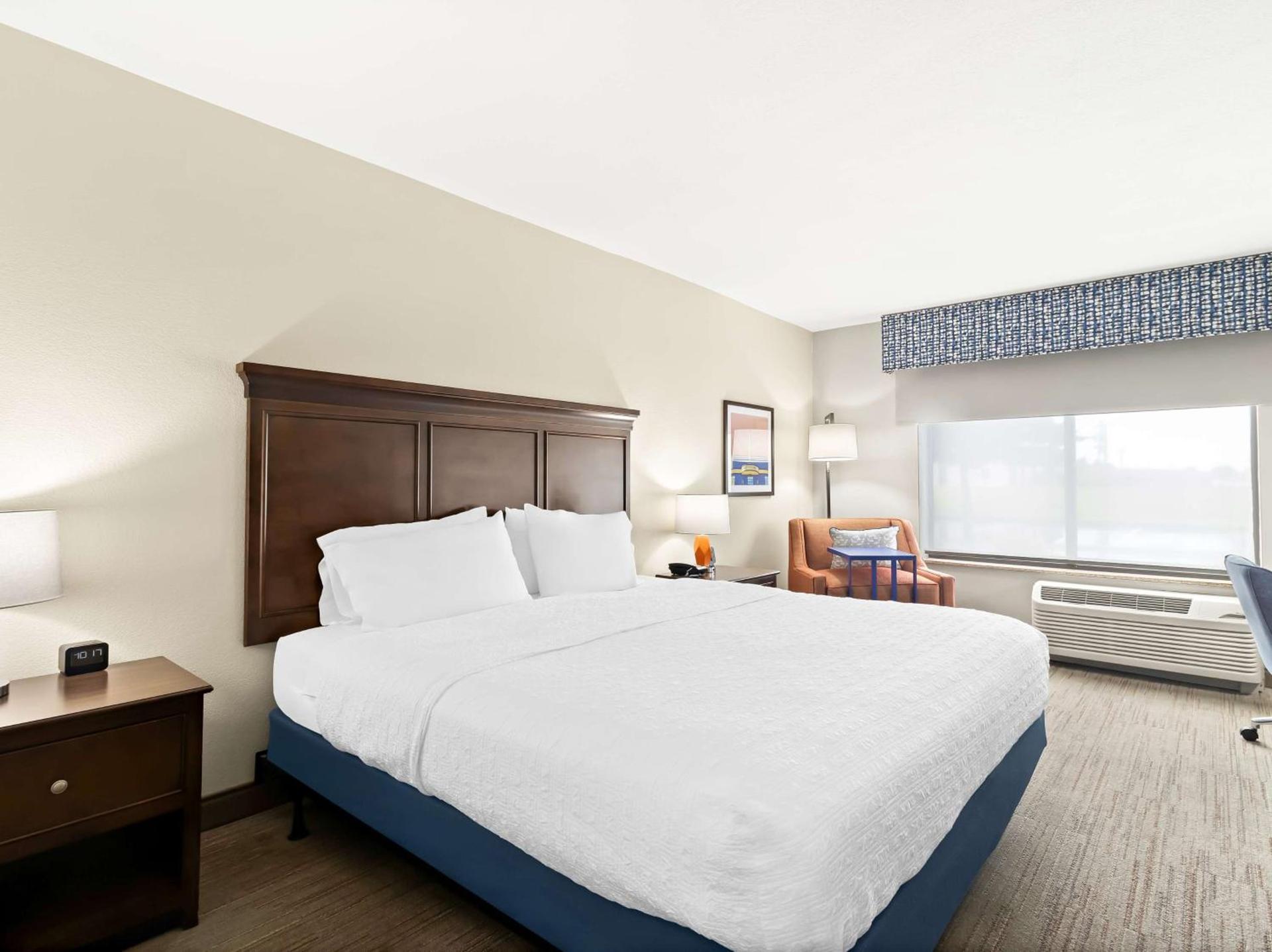 Hampton Inn Blytheville photo 21