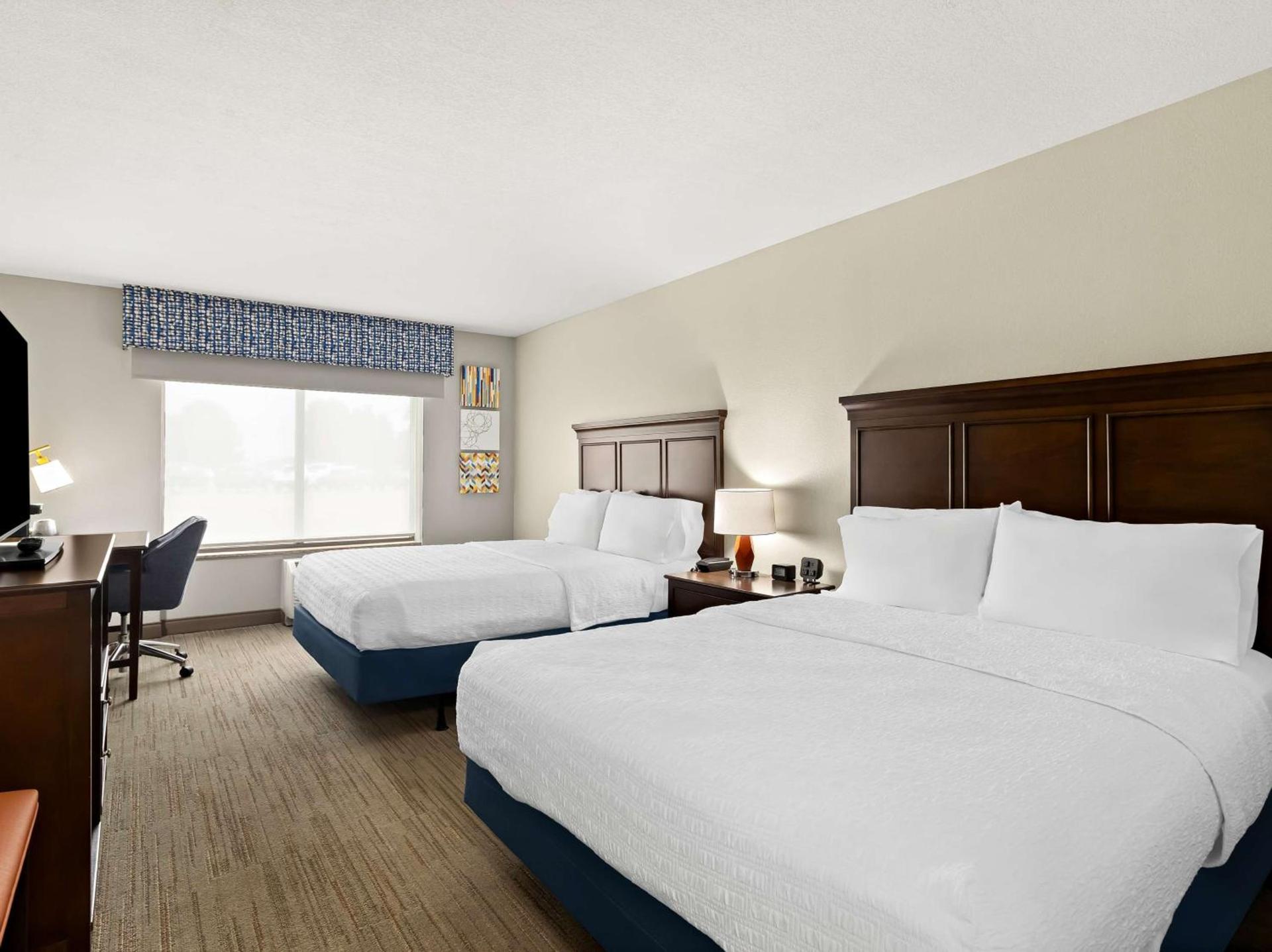 Hampton Inn Blytheville photo 25