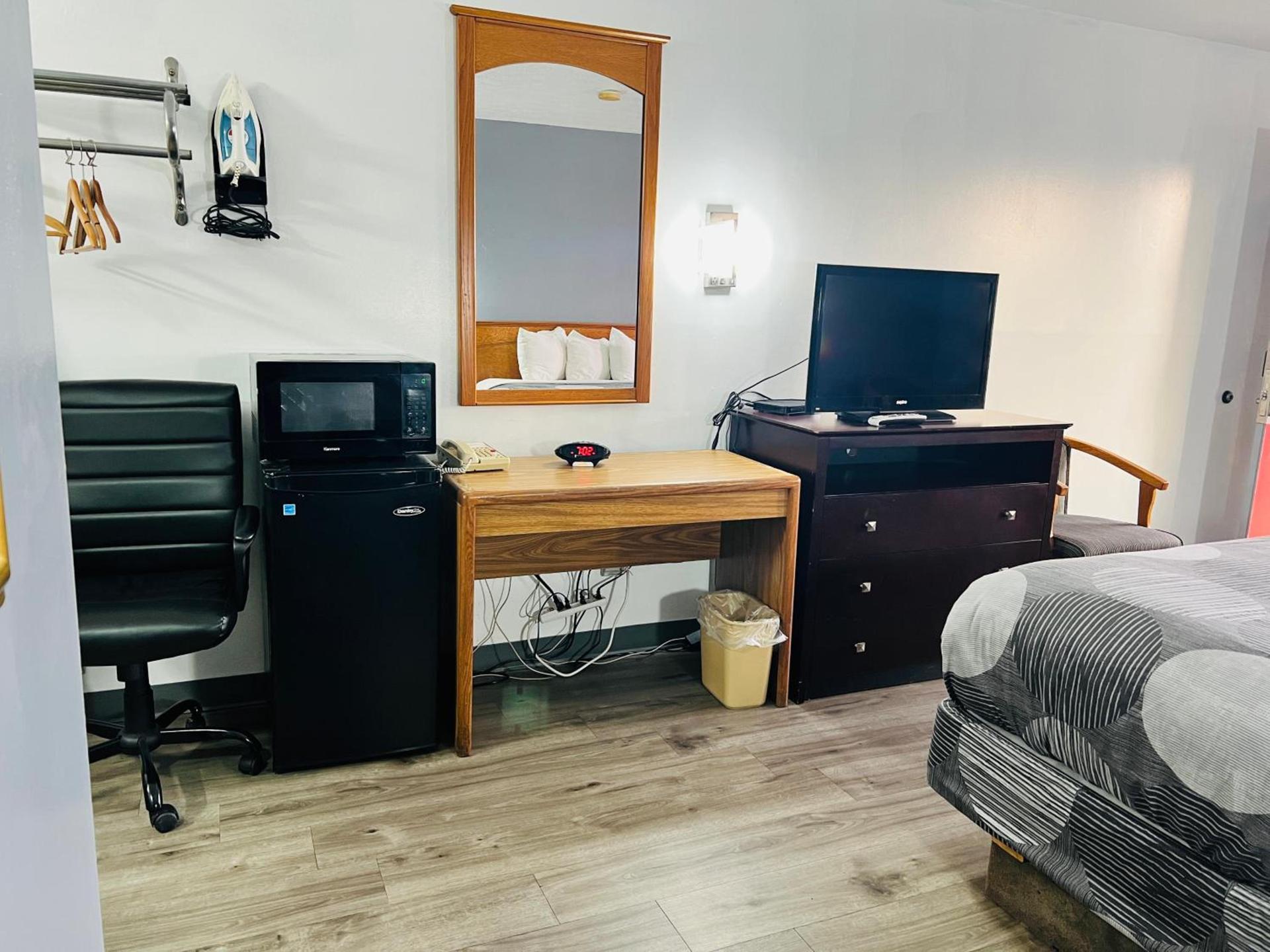 Relax Inn photo 61