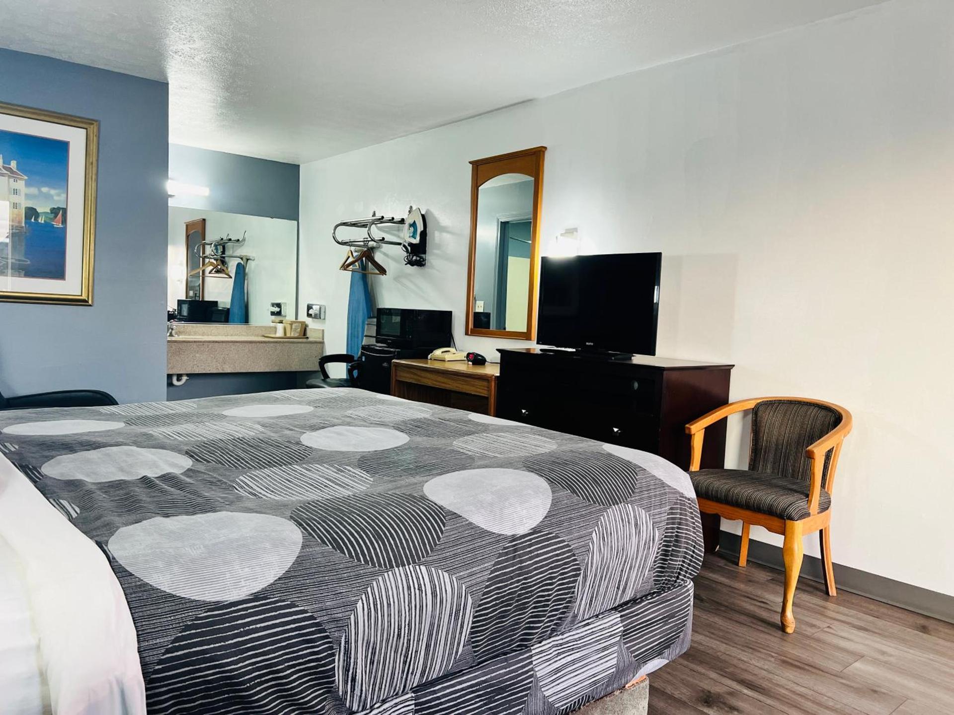 Relax Inn photo 53