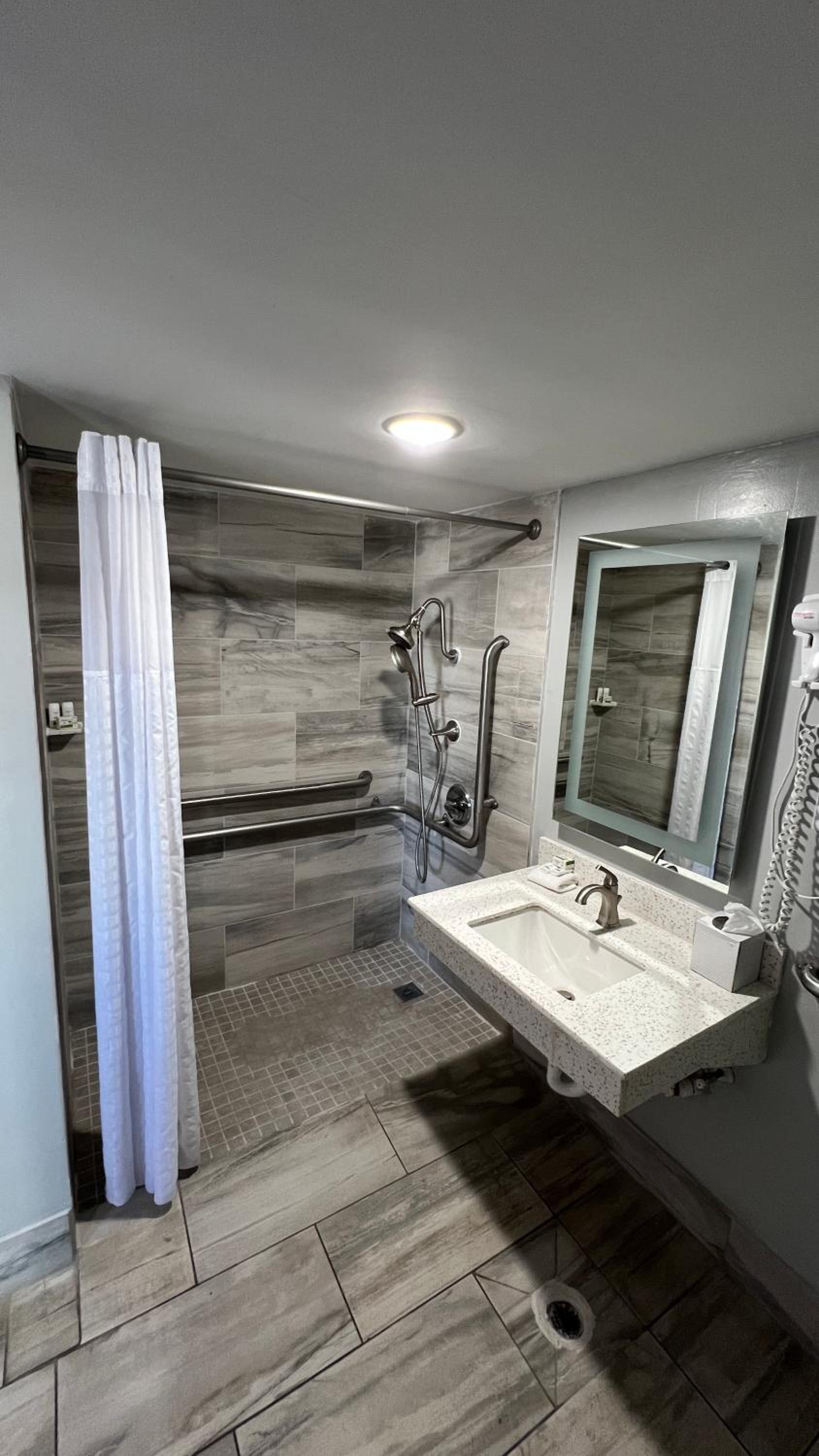 La Quinta Inn by Wyndham Amarillo Mid-City photo 86