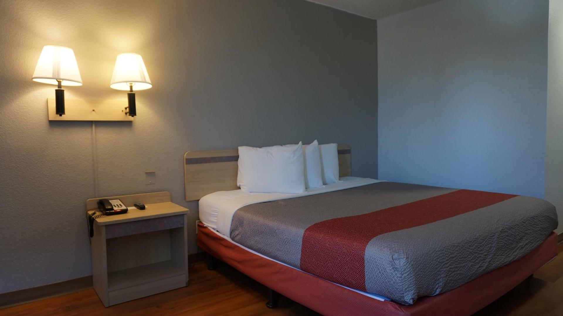 Motel 6-Belmont, CA - San Francisco - Redwood City photo 18