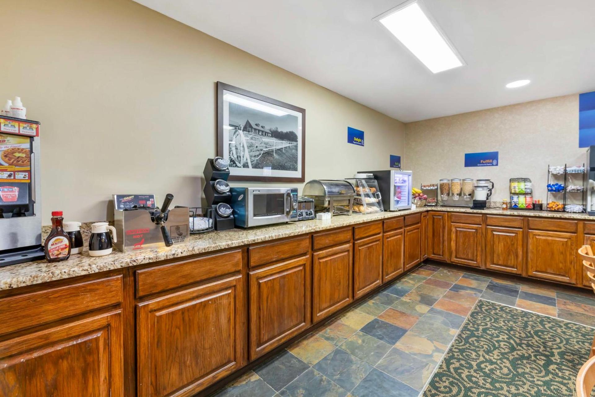 Best Western Wittenberg Inn photo 34