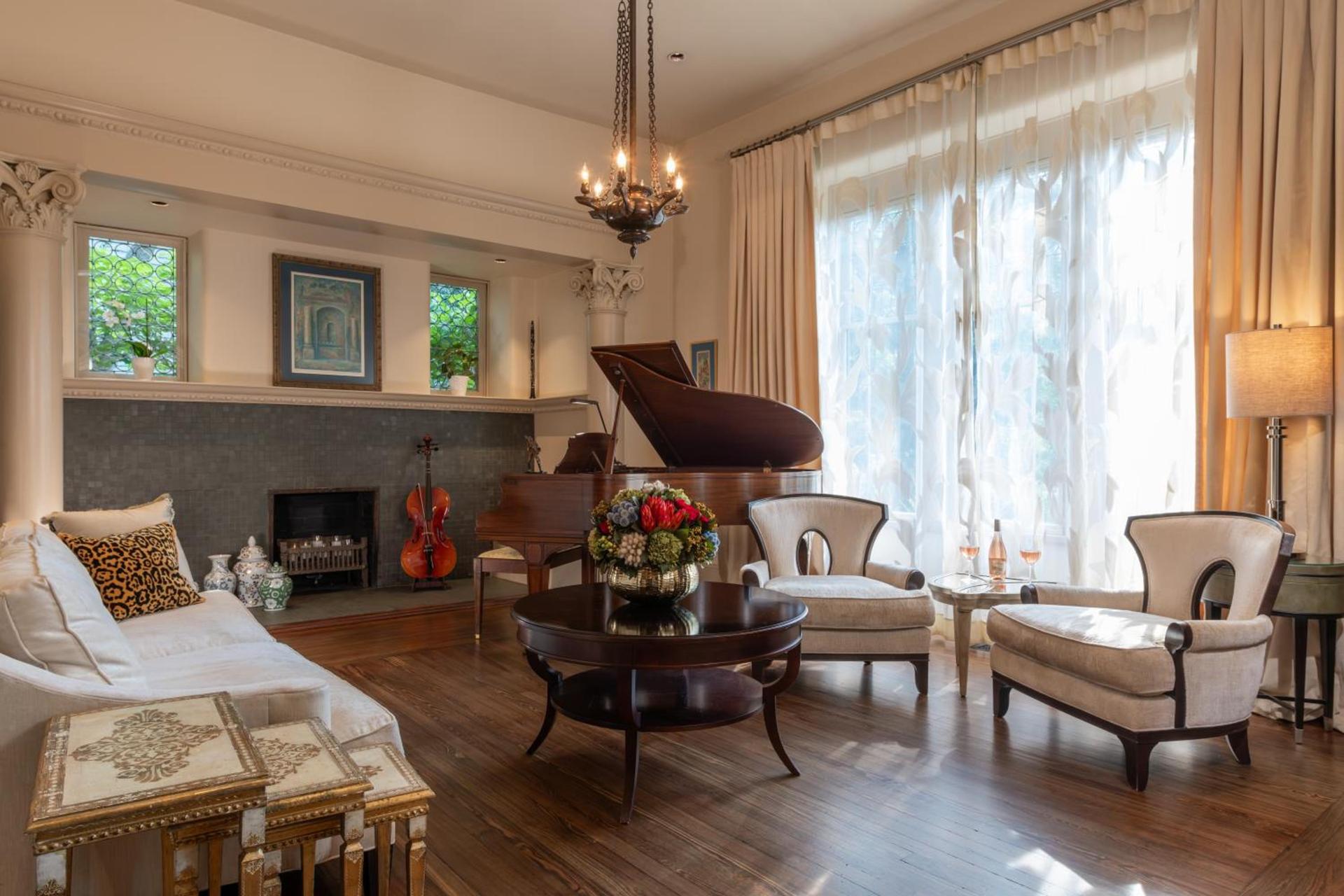 Stonehurst Place Bed & Breakfast photo 13