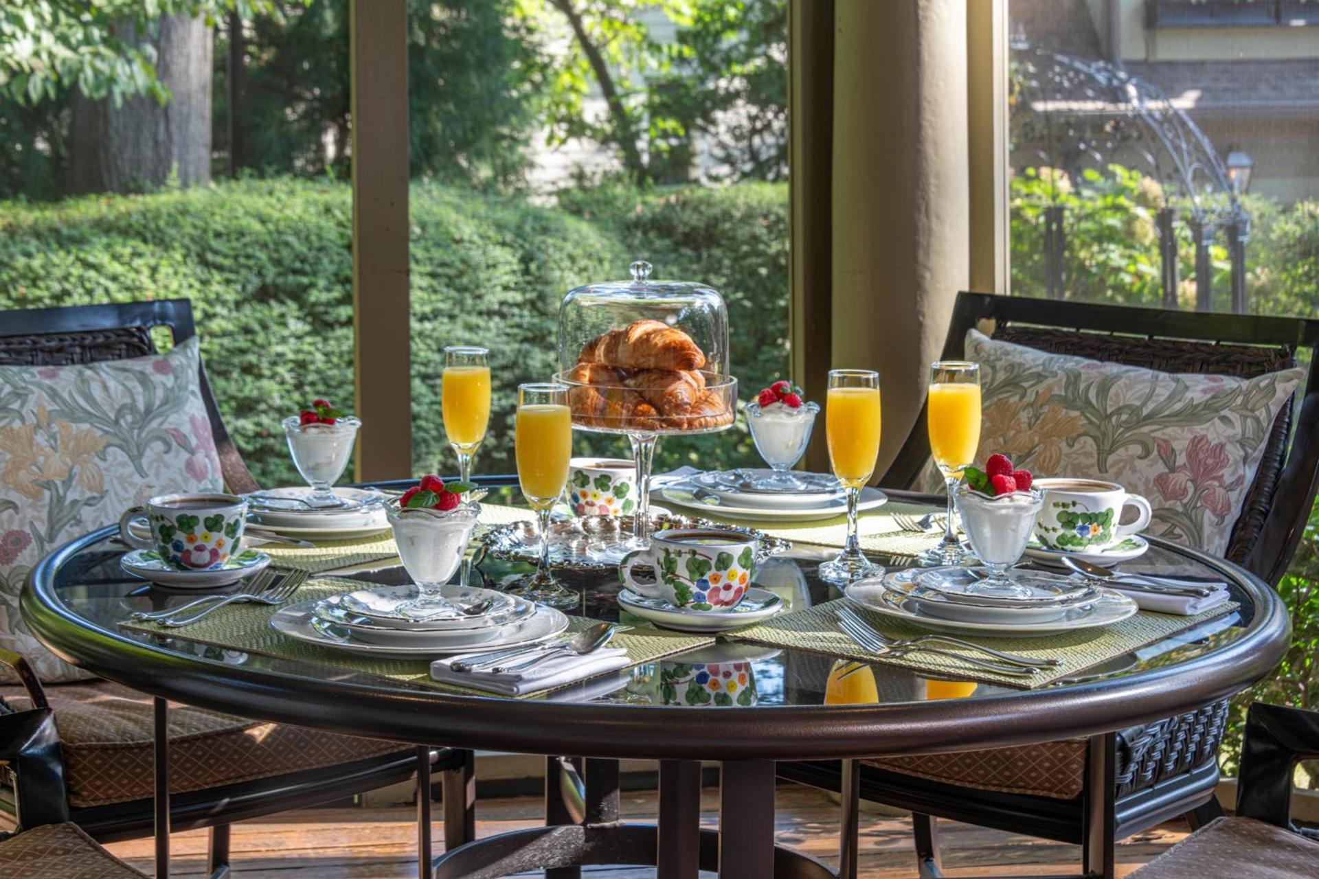 Stonehurst Place Bed & Breakfast photo 10