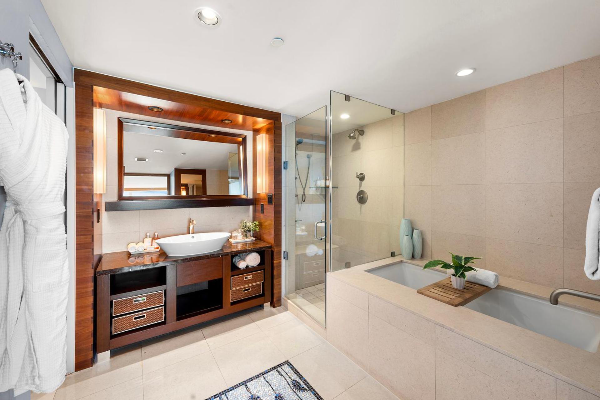 2 Bedroom Private Residence at Carillon Miami Resort -522 photo 5