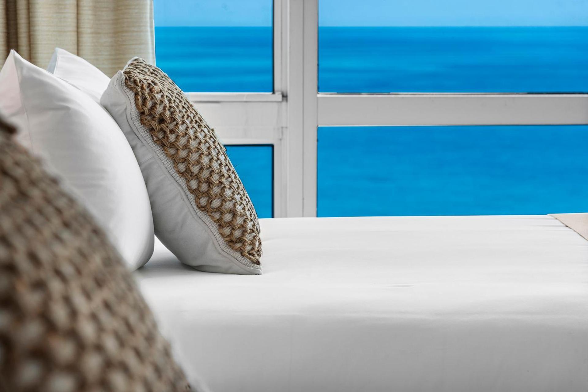 2 Bedroom Private Residence at Carillon Miami Resort -522 photo 17