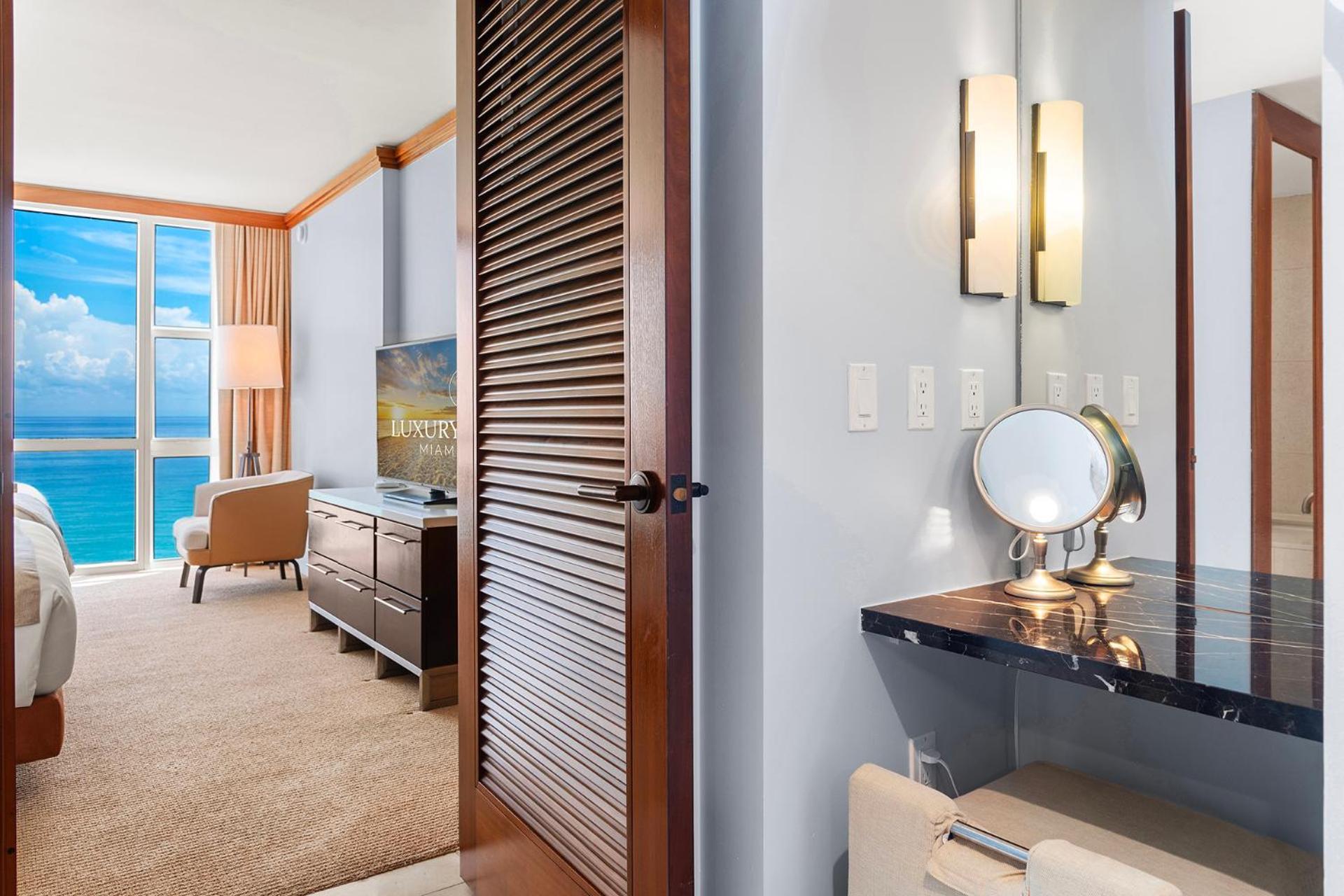 2 Bedroom Private Residence at Carillon Miami Resort -522 photo 23