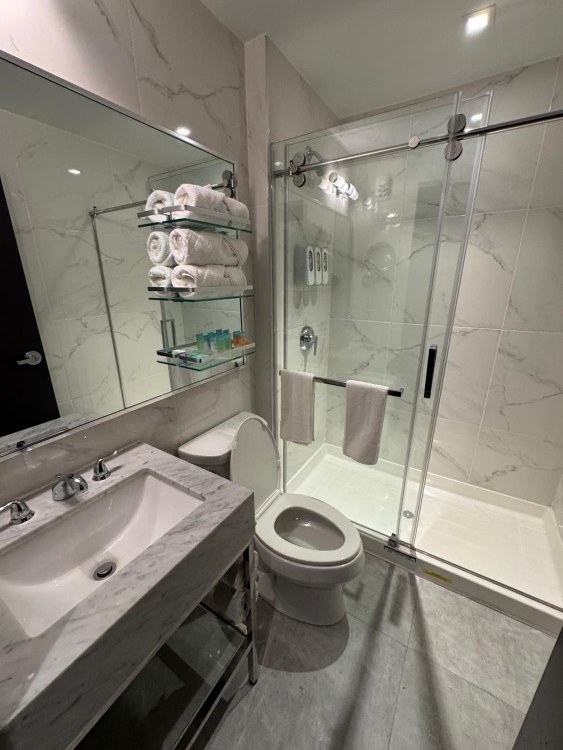 Hotel Mirage Brooklyn photo 2