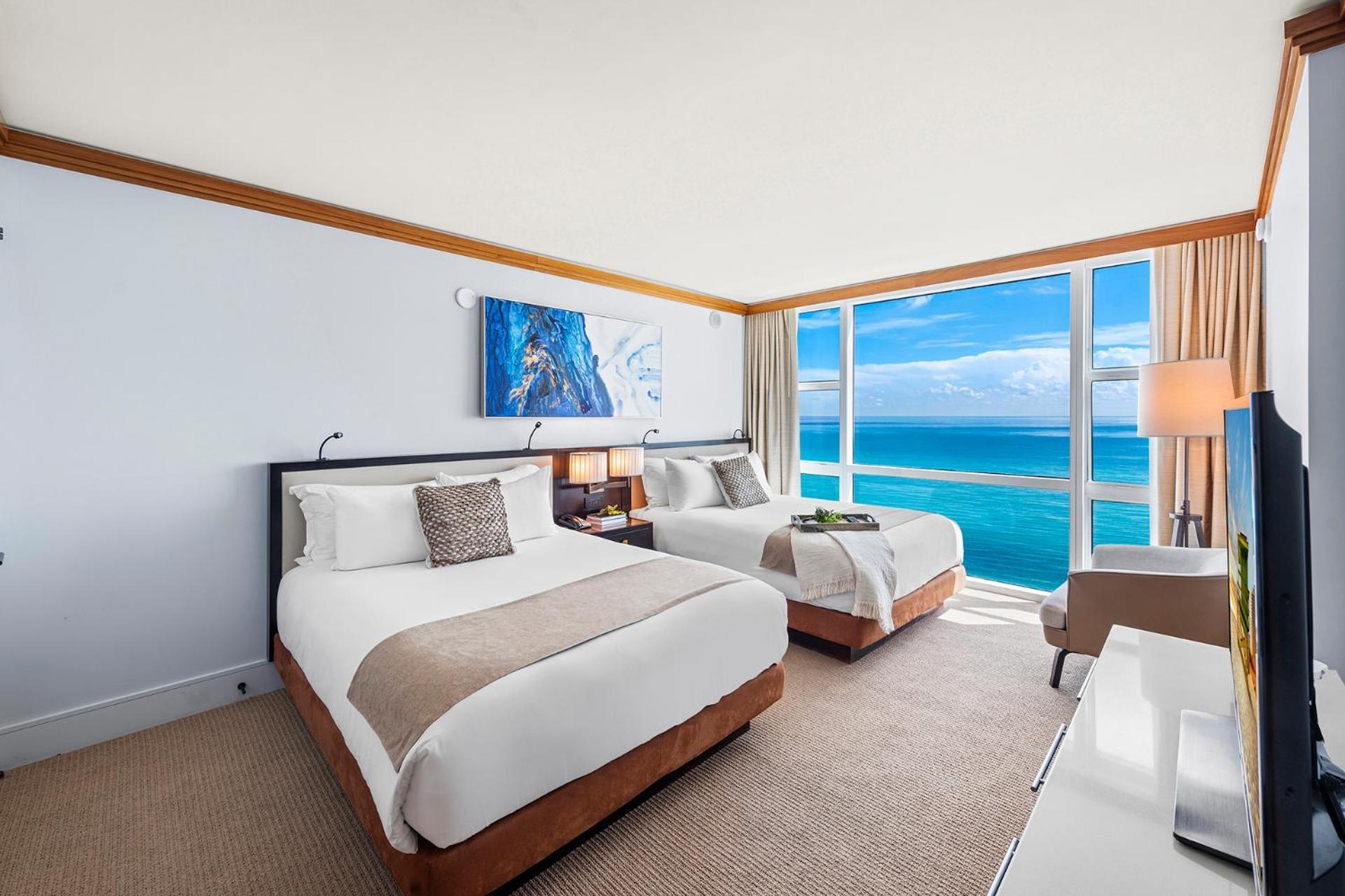 2 Bedroom Private Residence at Carillon Miami Resort -522 photo 9
