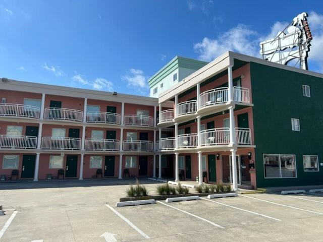 Coliseum Ocean Resort photo 16