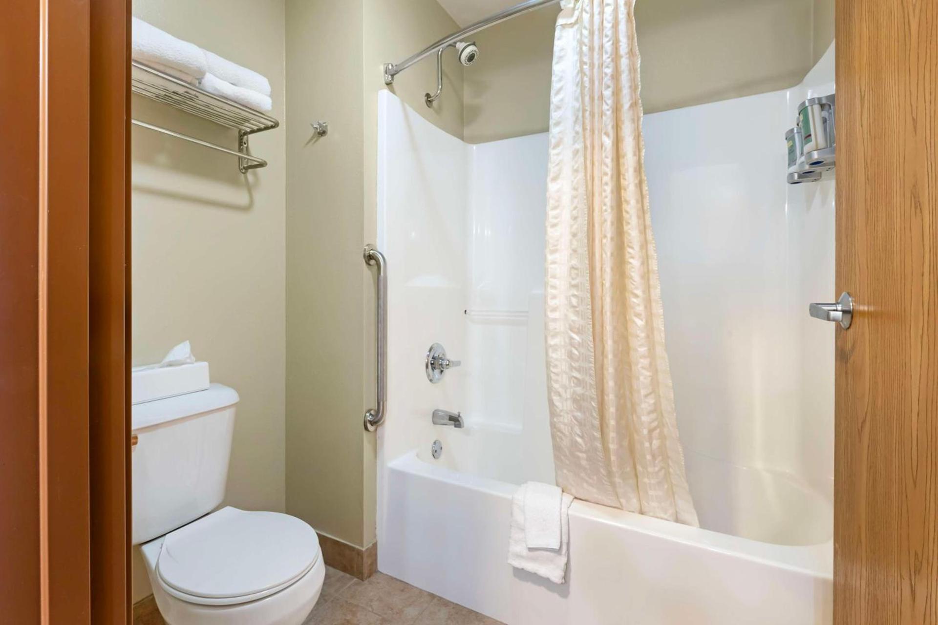 Best Western Wittenberg Inn photo 19