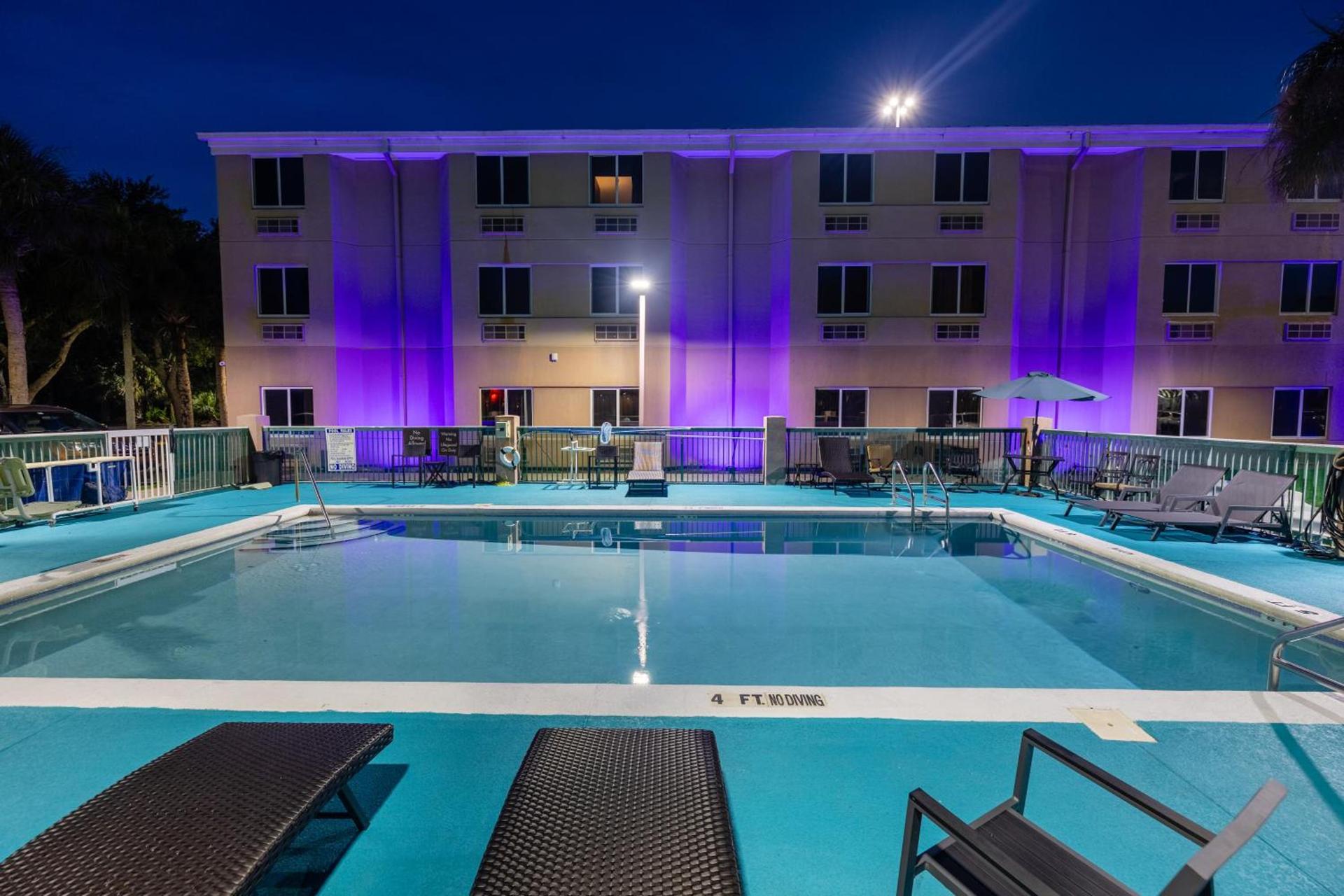 Sleep Inn Ormond Beach - Daytona photo 37