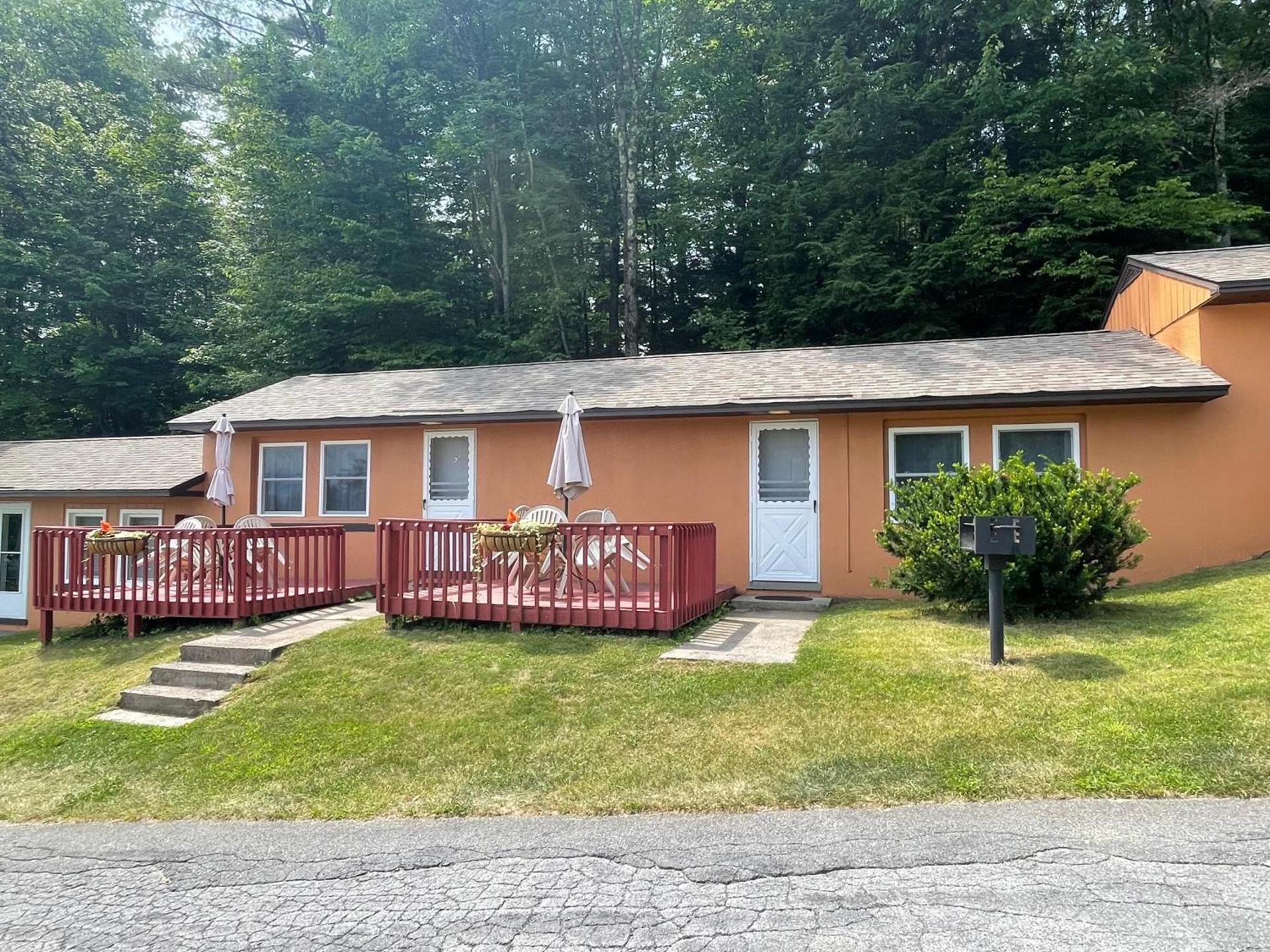 Hill View Motel and Cottages photo 94