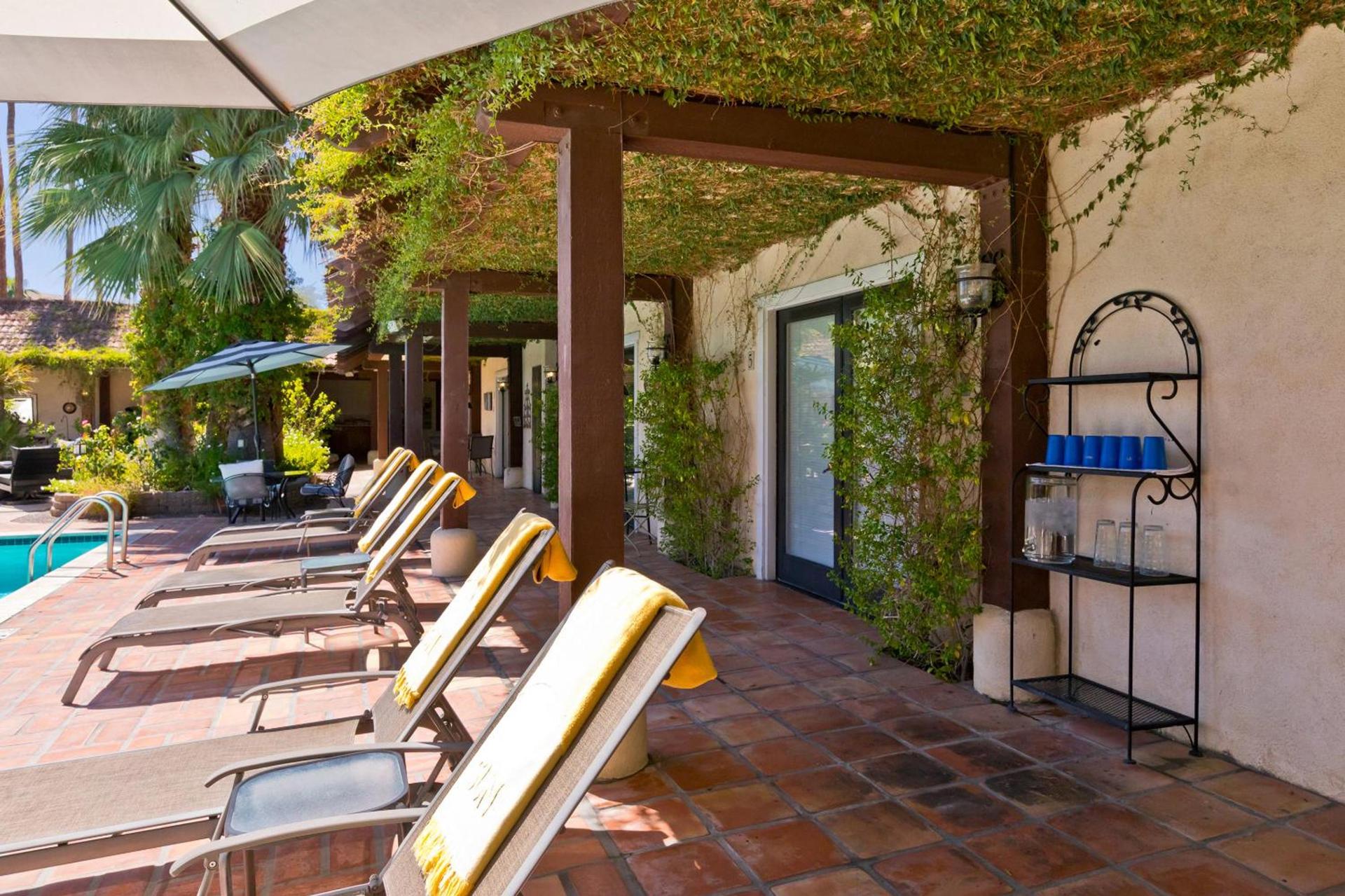 La Maison Hotel - Adults Only photo 6