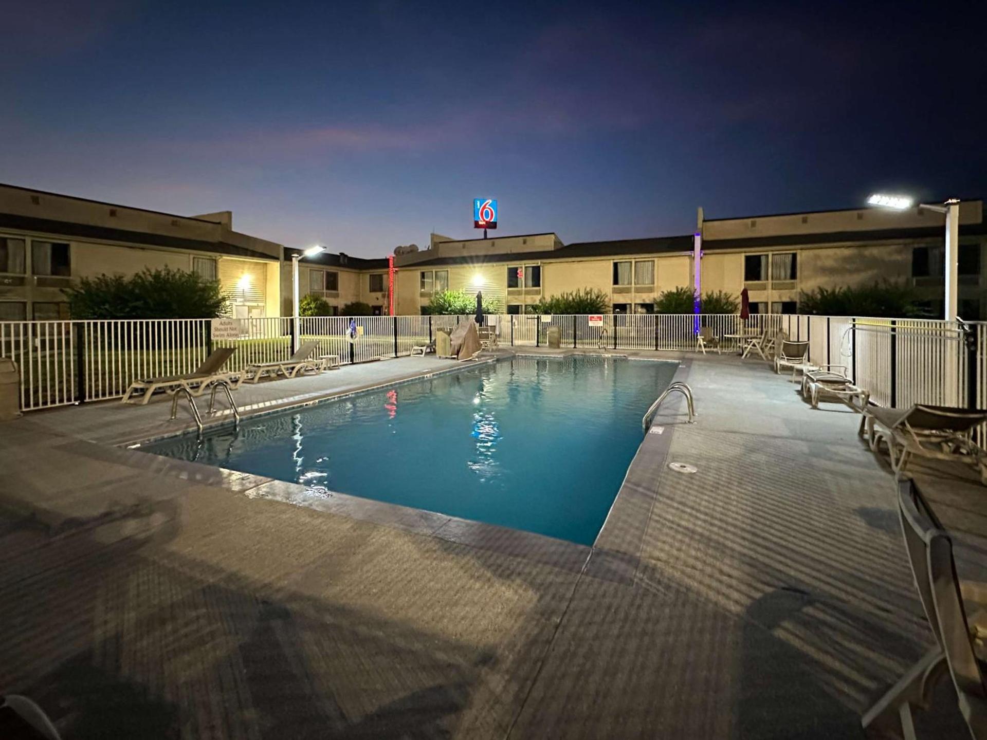 Motel 6-Greensboro, NC - Airport photo 6