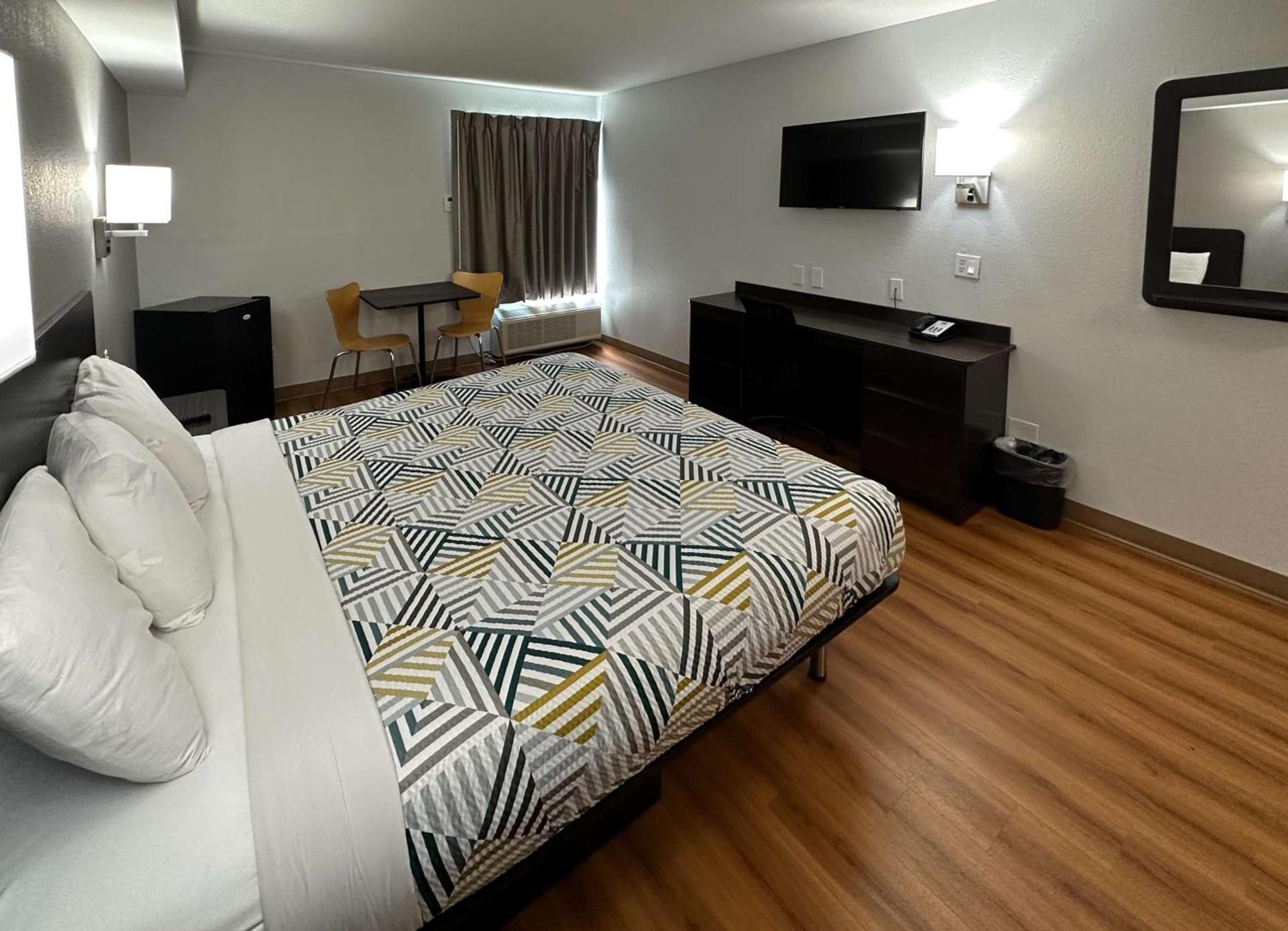 Motel 6-Greensboro, NC - Airport photo 7