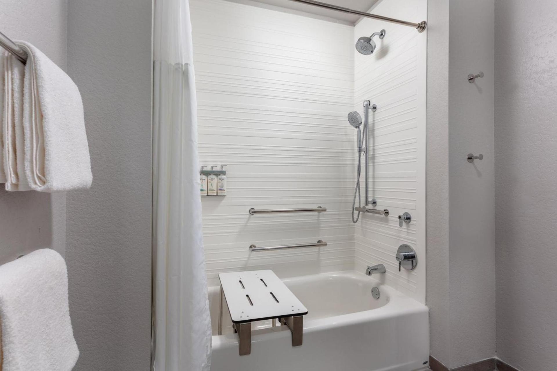 avid hotel North Platte by IHG photo 61