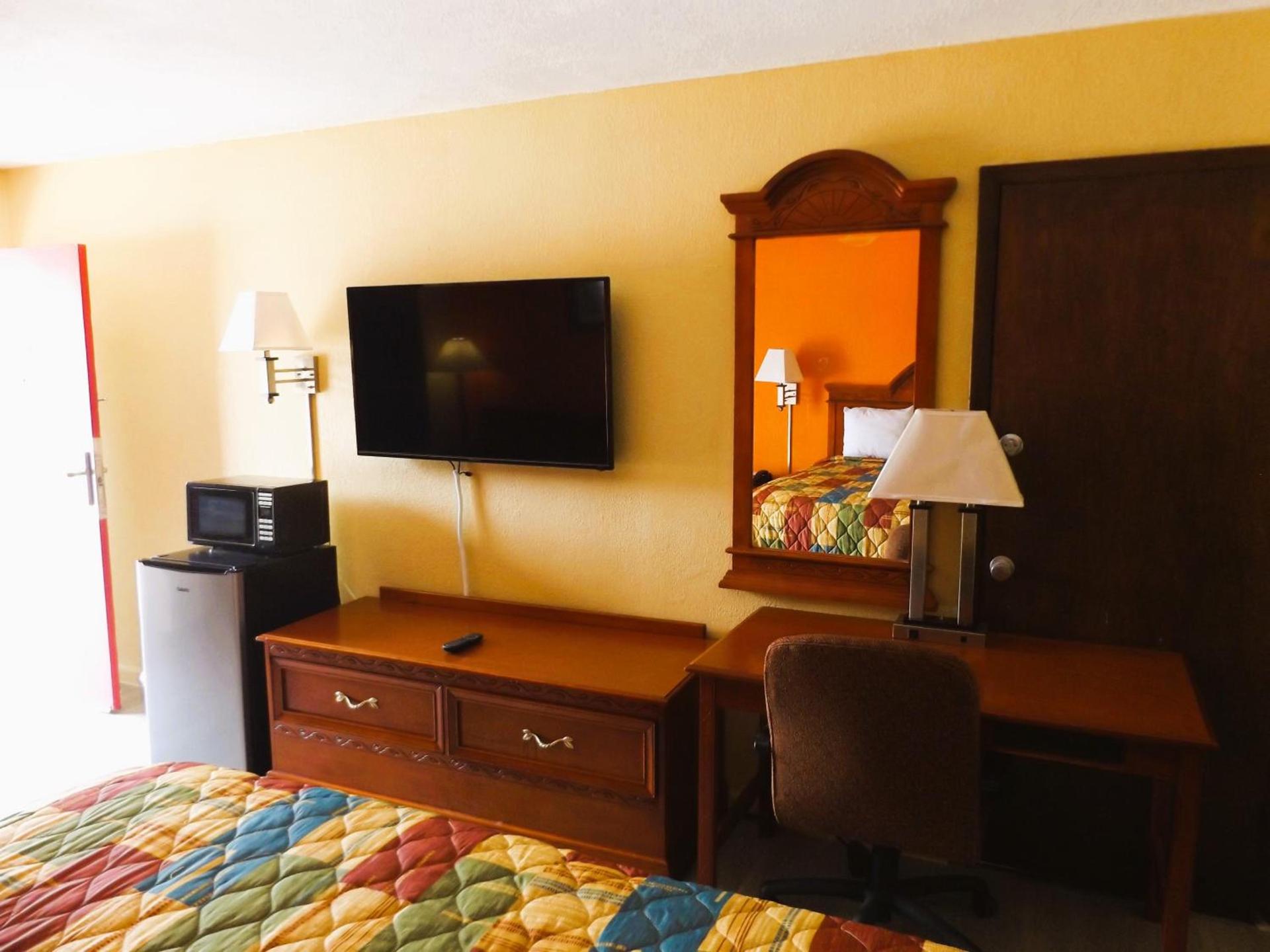 Regency Inn photo 26