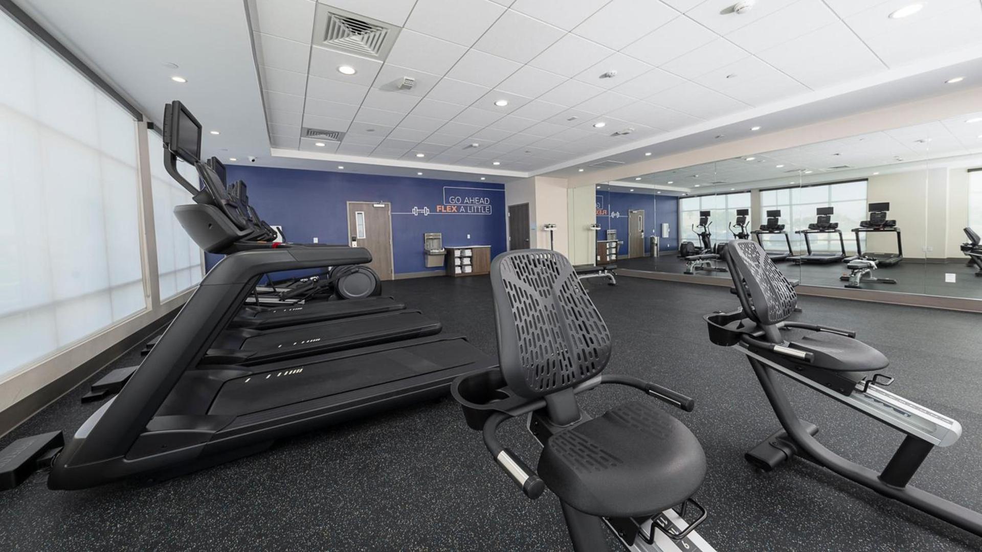 Holiday Inn Express & Suites Ridgecrest - China Lake by IHG photo 55