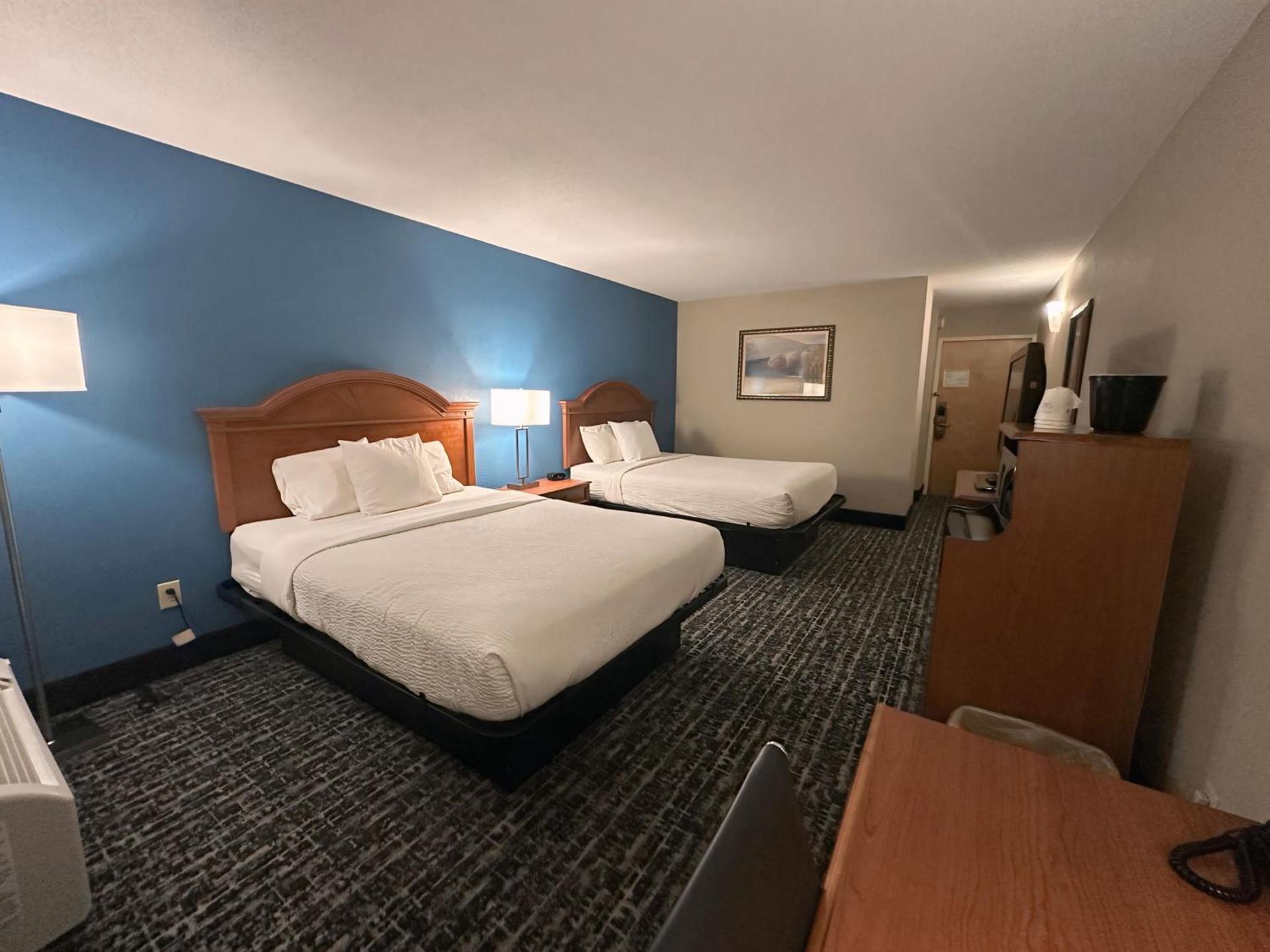 Baymont by Wyndham Indianapolis South photo 17