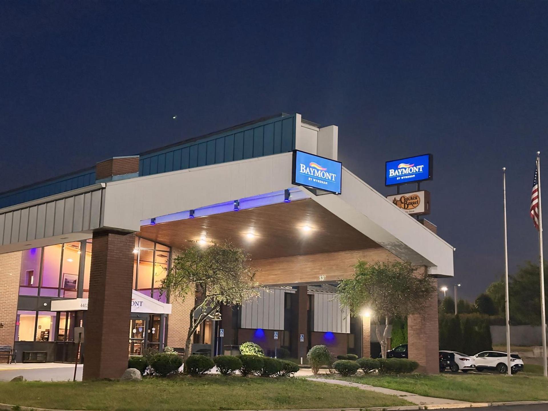 Baymont by Wyndham Indianapolis South photo 18