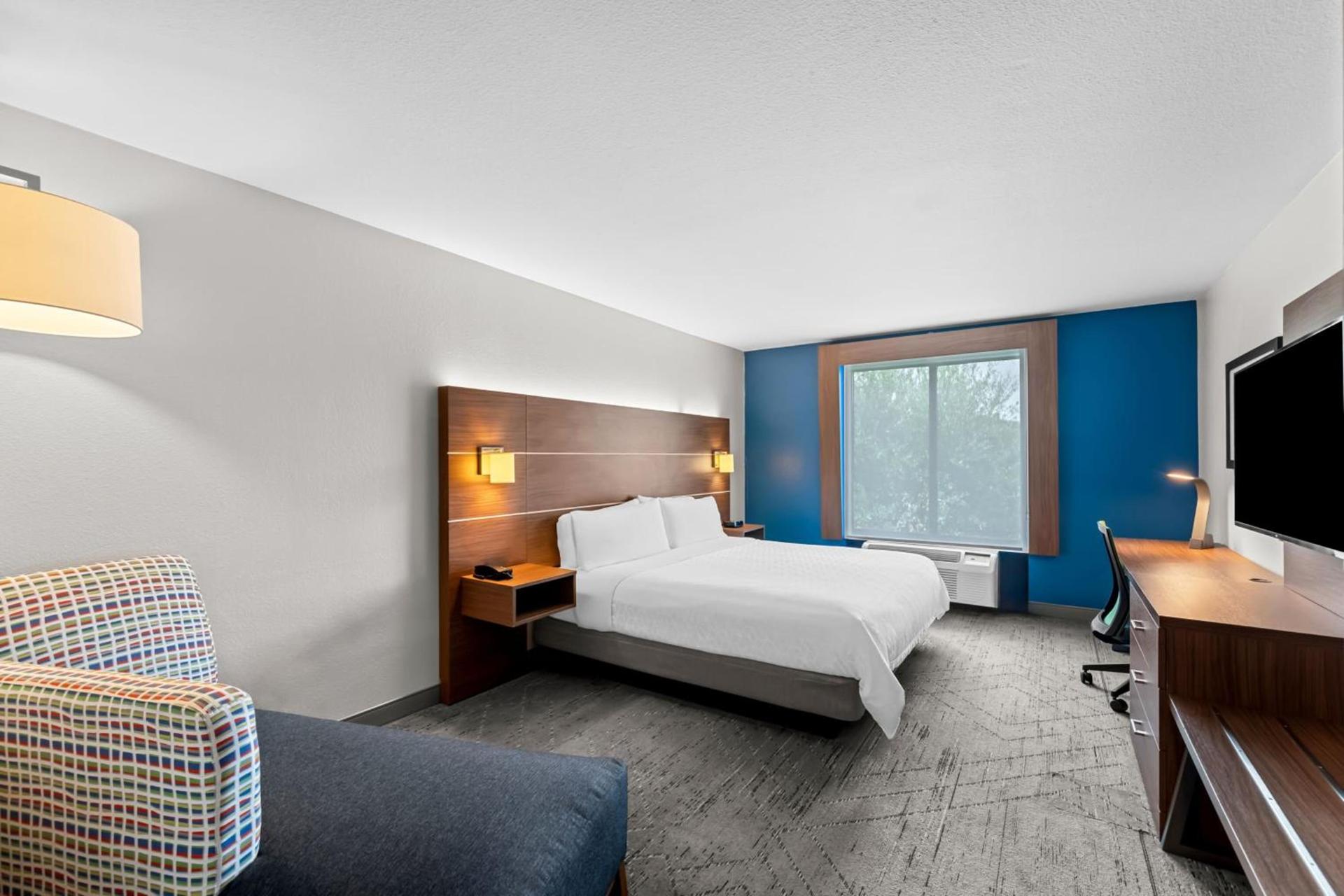 Holiday Inn Express & Suites Austin SW - Sunset Valley by IHG photo 27