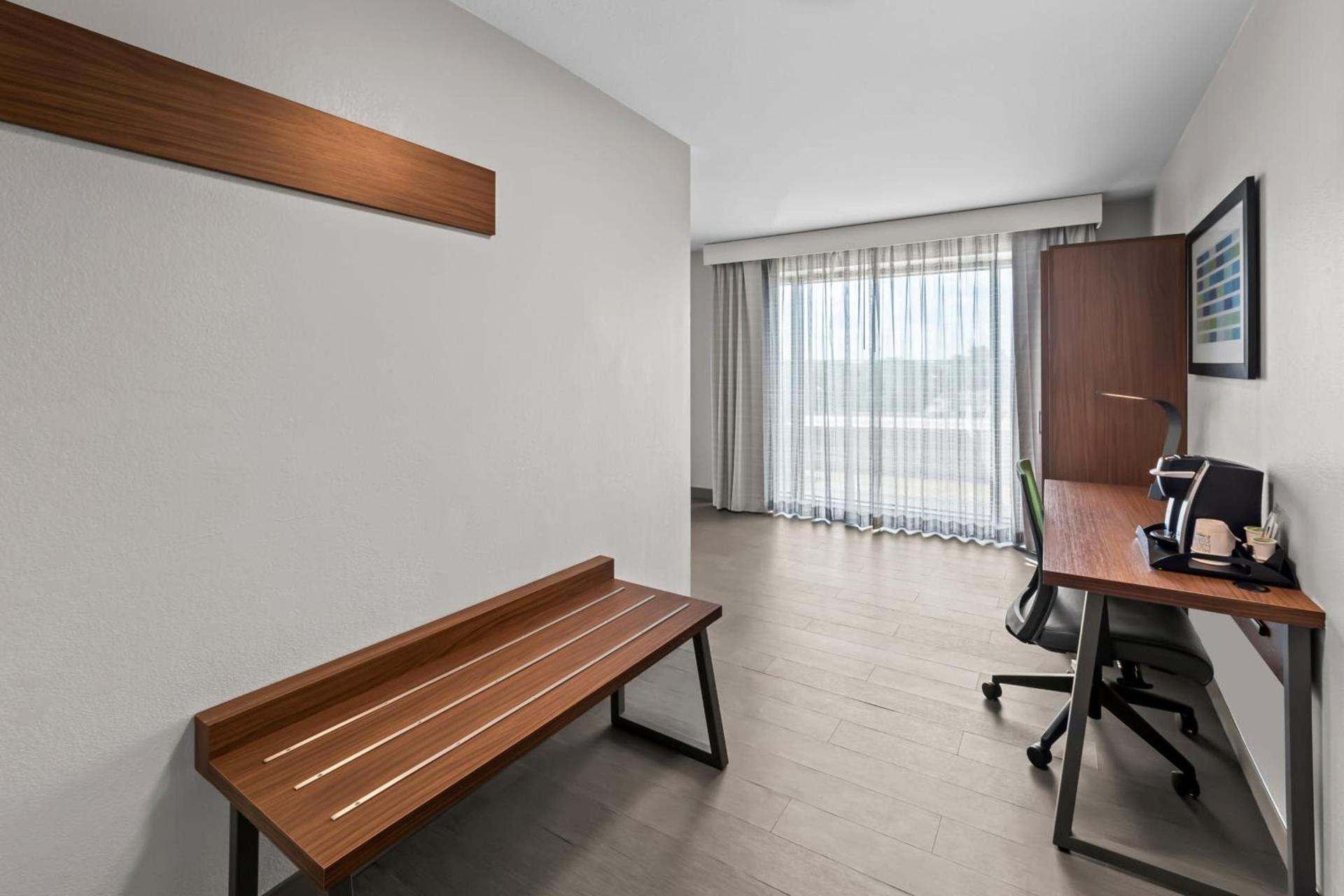 Holiday Inn Express & Suites Austin SW - Sunset Valley by IHG photo 22
