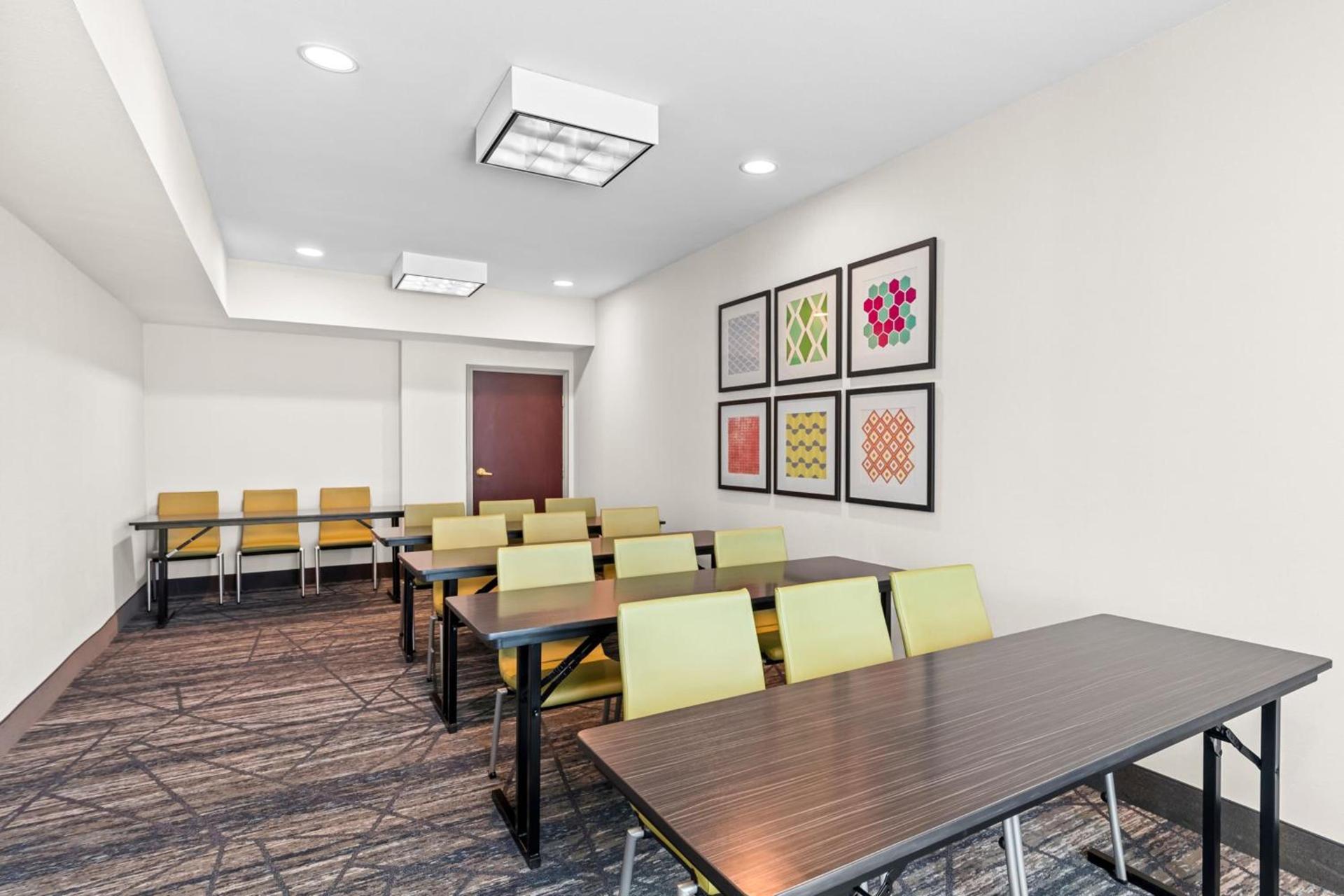 Holiday Inn Express & Suites Austin SW - Sunset Valley by IHG photo 38