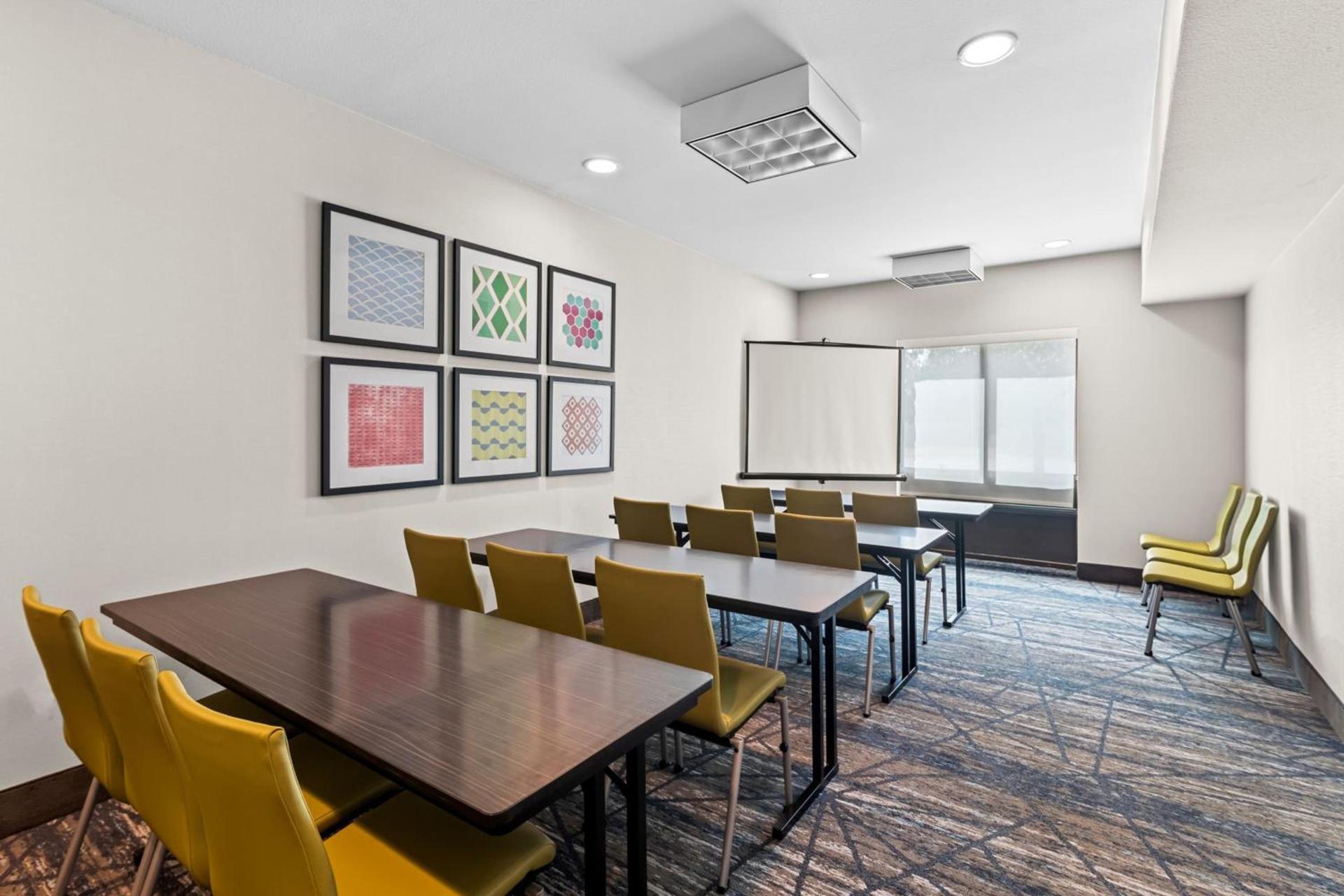 Holiday Inn Express & Suites Austin SW - Sunset Valley by IHG photo 10