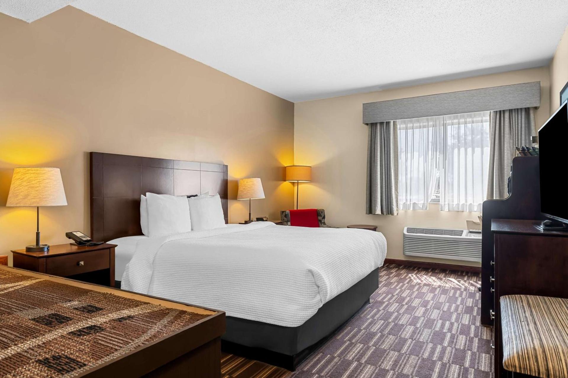 Best Western University Inn photo 16