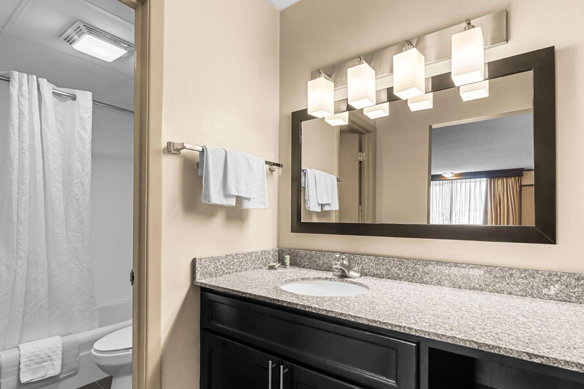 Best Western Toni Inn photo 22