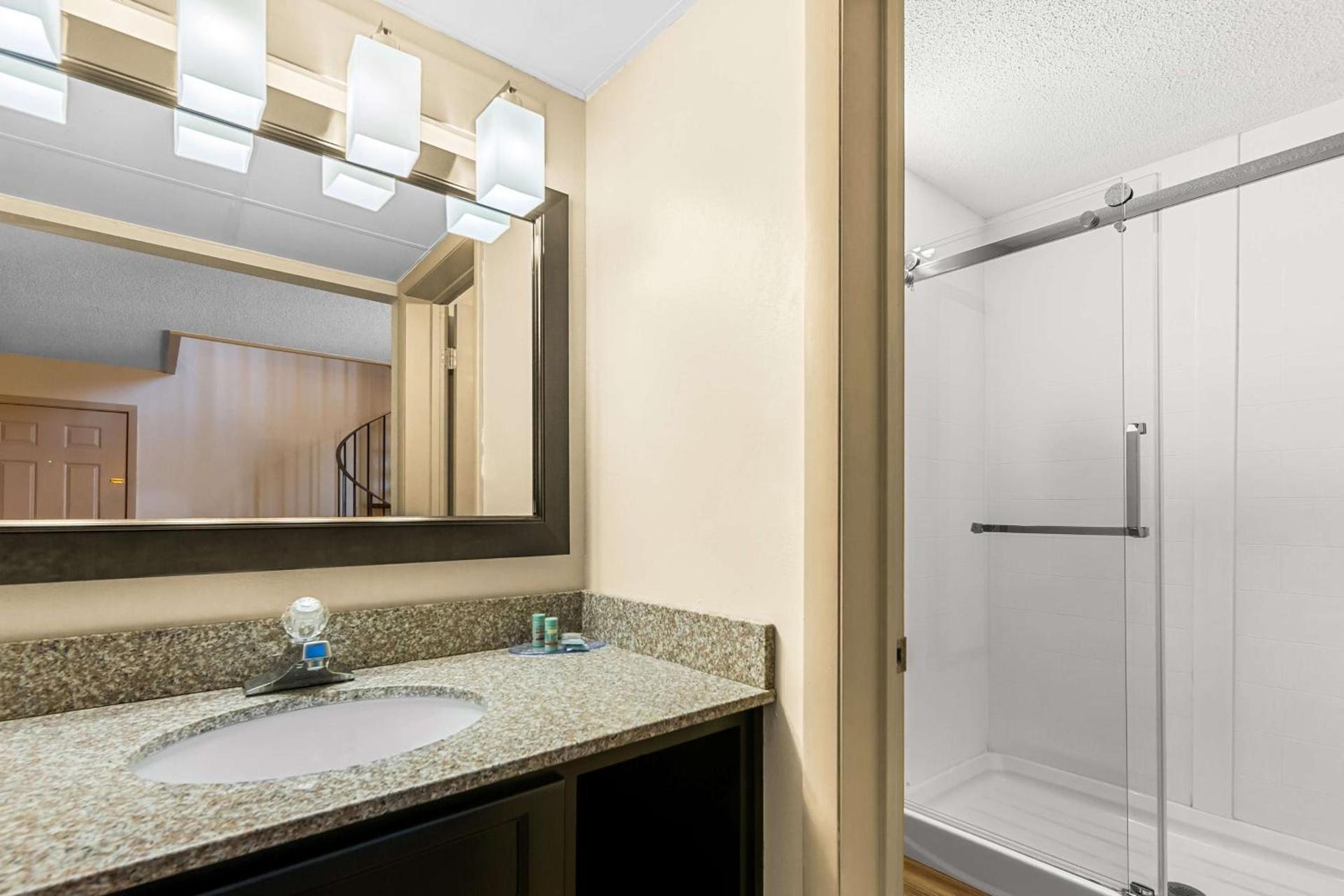 Best Western Toni Inn photo 26