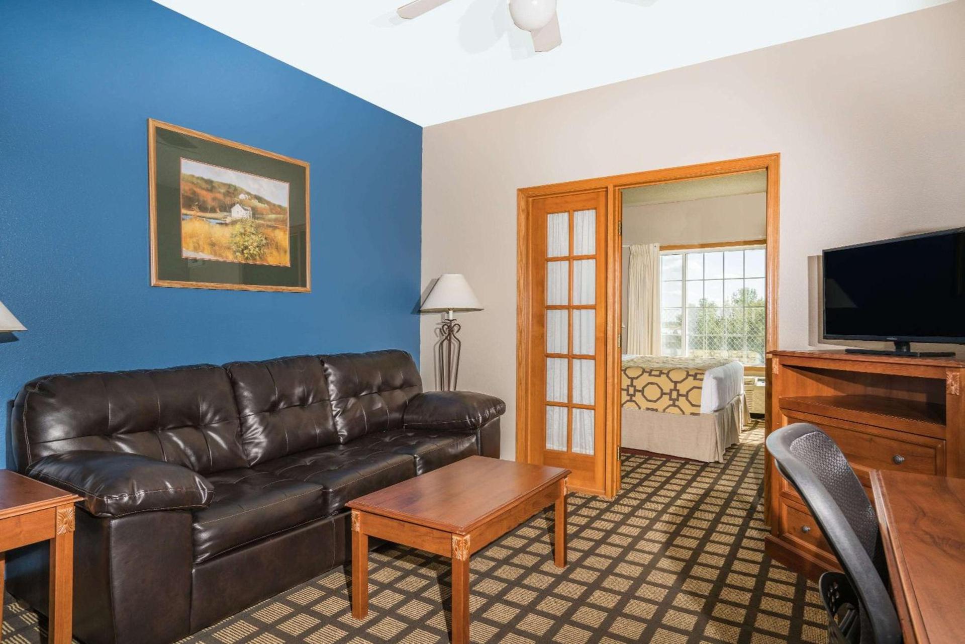Baymont by Wyndham Albany MN photo 6
