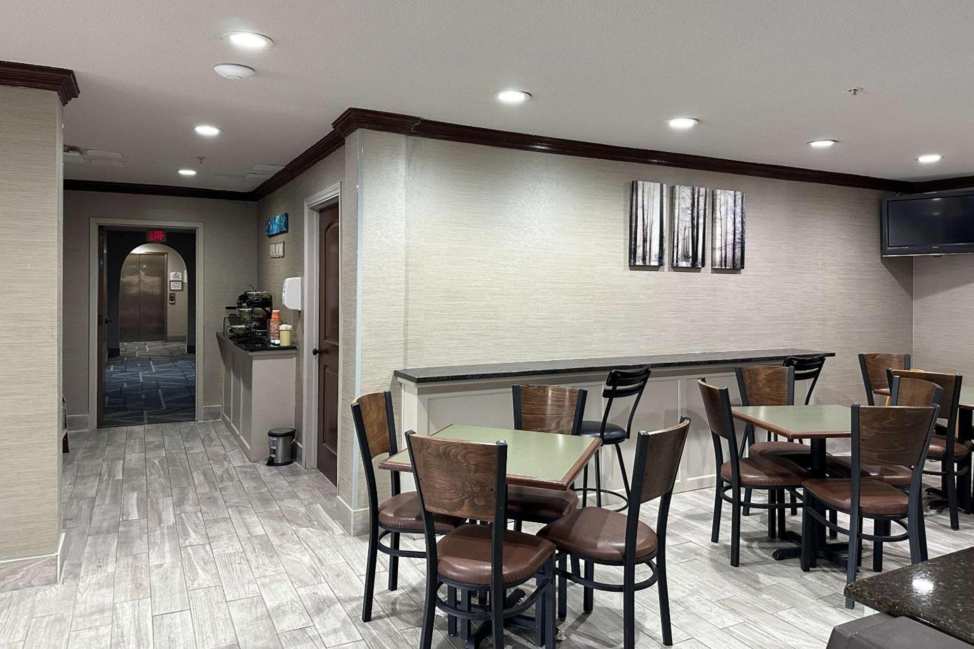 Quality Inn Hillsboro I-35 photo 19