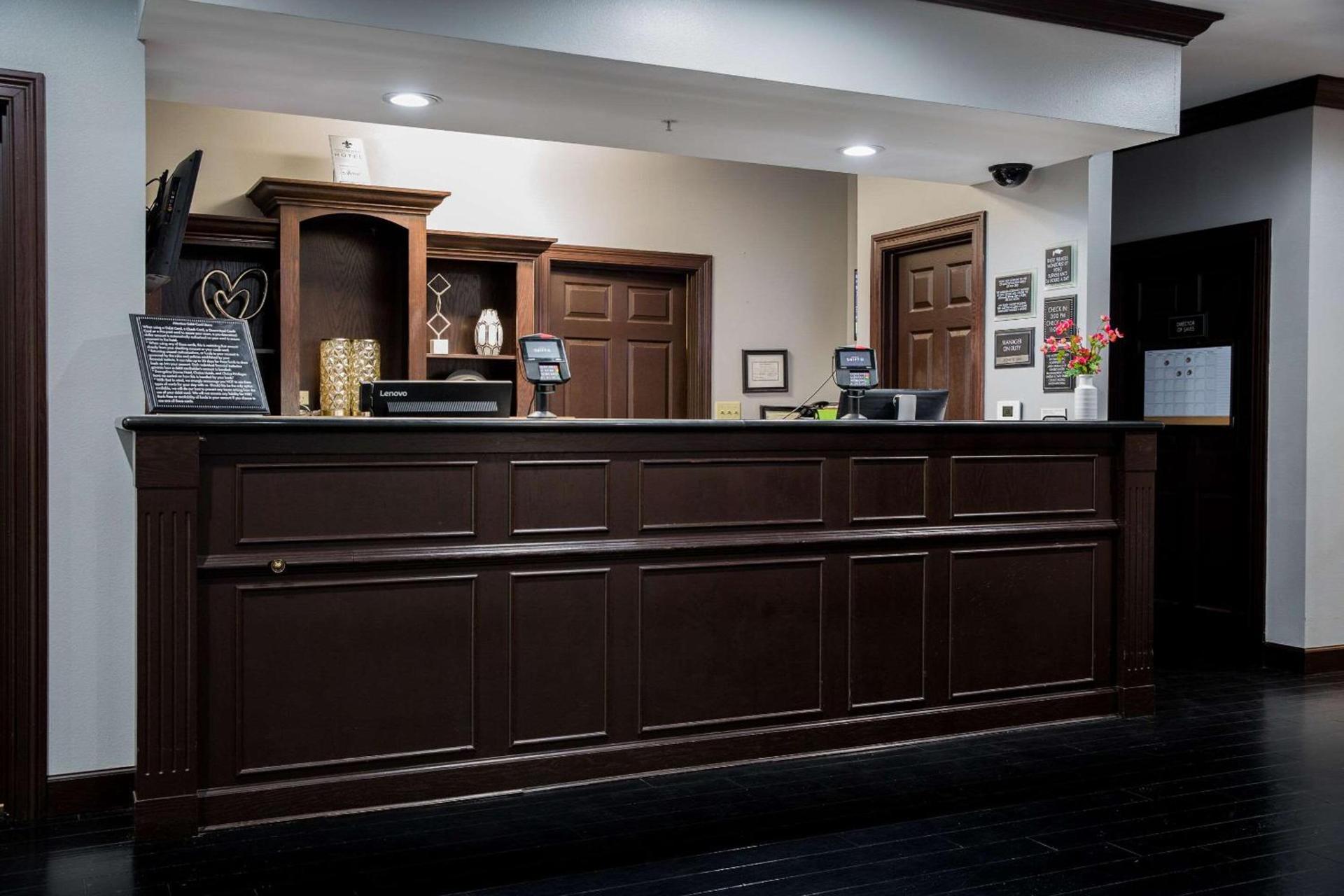 Evangeline Downs Hotel, an Ascend Collection Hotel photo 2