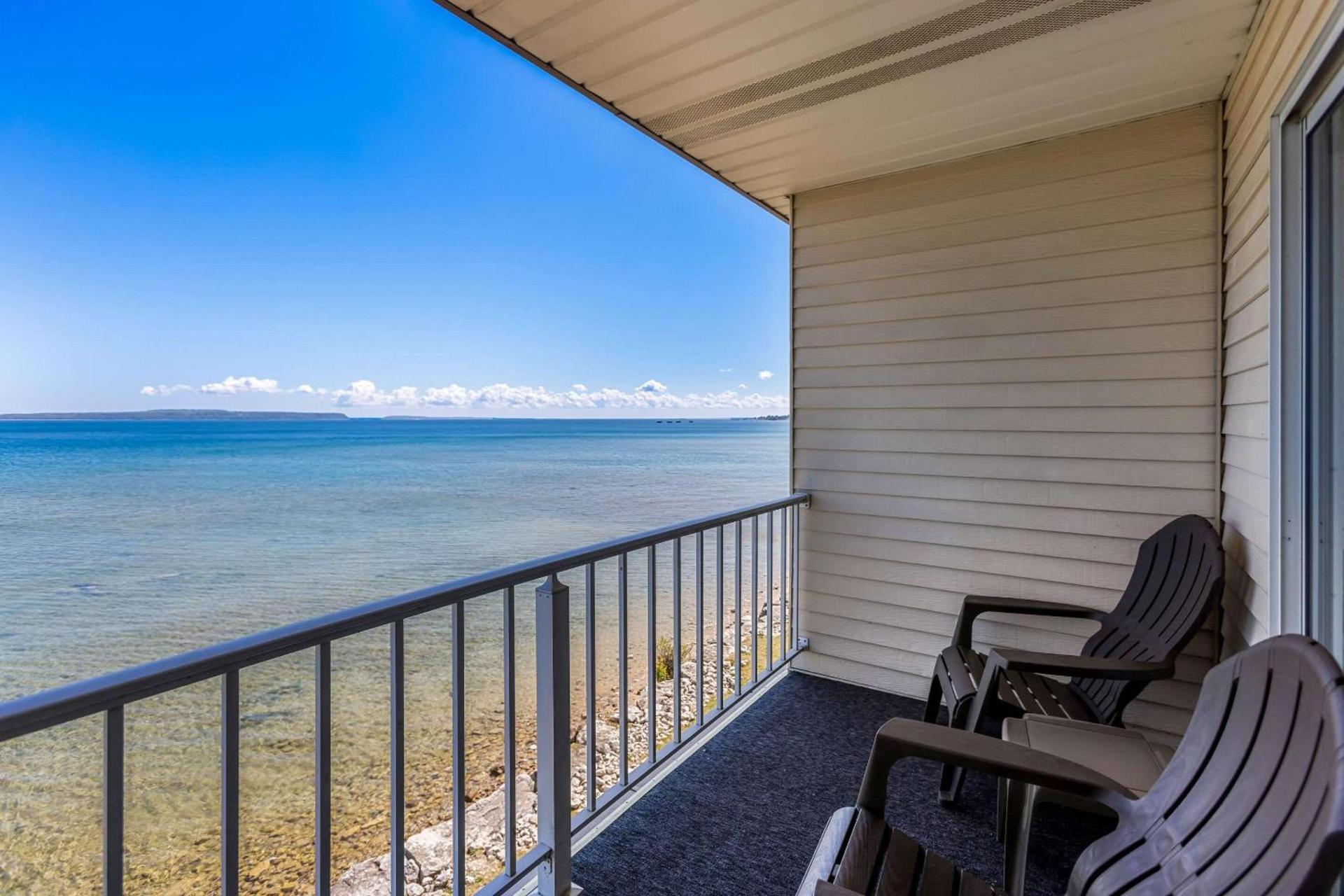 Quality Inn Lakefront photo 41