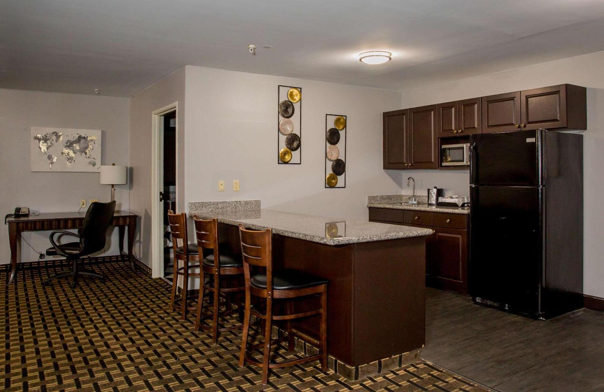 Evangeline Downs Hotel, an Ascend Collection Hotel photo 7
