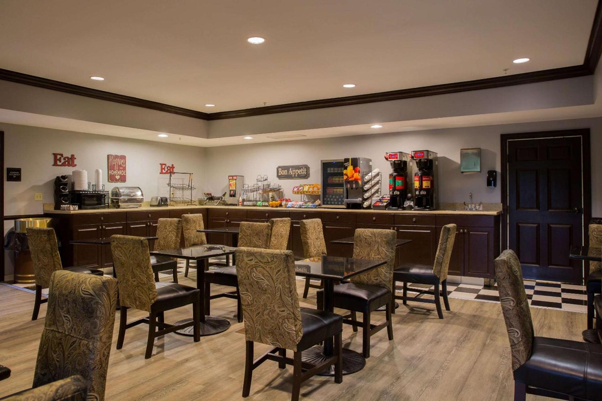 Evangeline Downs Hotel, an Ascend Collection Hotel photo 39