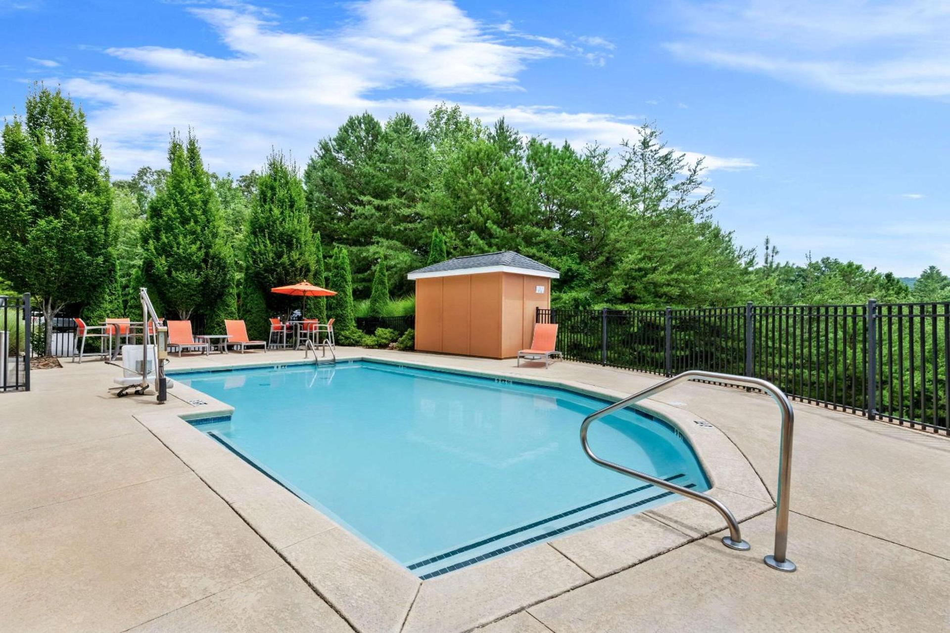 Comfort Inn Sylva - Cullowhee photo 41