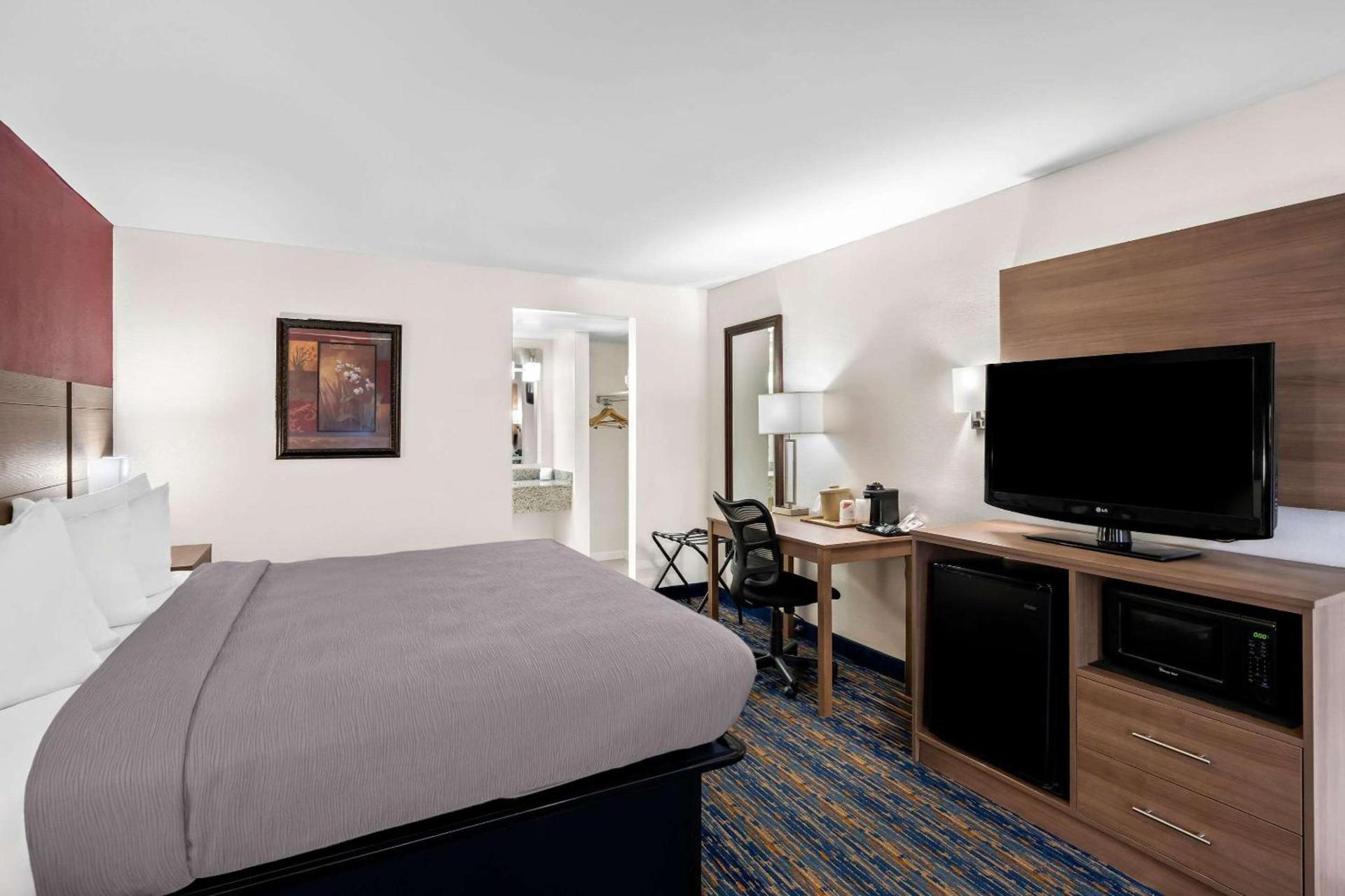 Quality Inn Luray photo 17