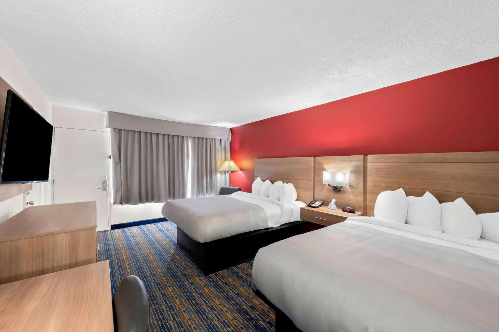Quality Inn Luray photo 32
